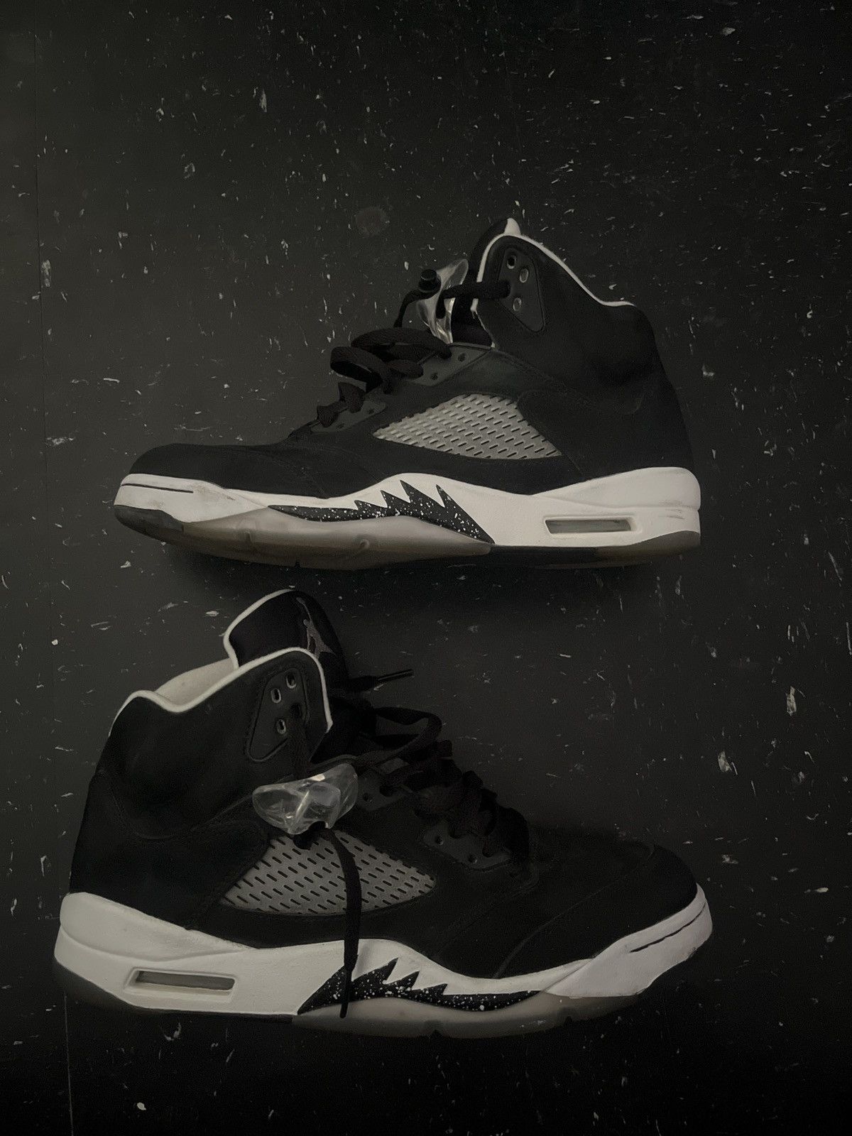 Jordan Brand Jordan 5 Oreo Size US 10.5 / EU 43-44 - 2 Thumbnail