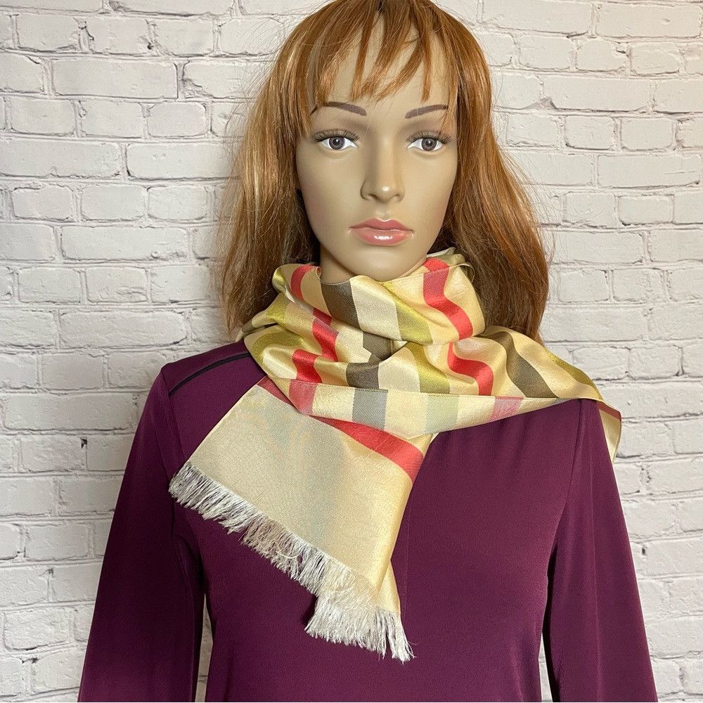 Bloomingdale's Vintage Silk Scarf Made in Italy For Bloomingdale's Size ONE SIZE - 4 Thumbnail