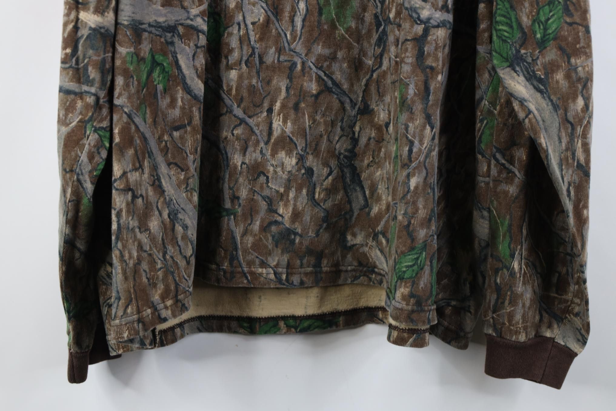 Vintage Vintage 90s Streetwear Camouflage Long Sleeve T-Shirt USA Size US XXL / EU 58 / 5 - 13 Thumbnail