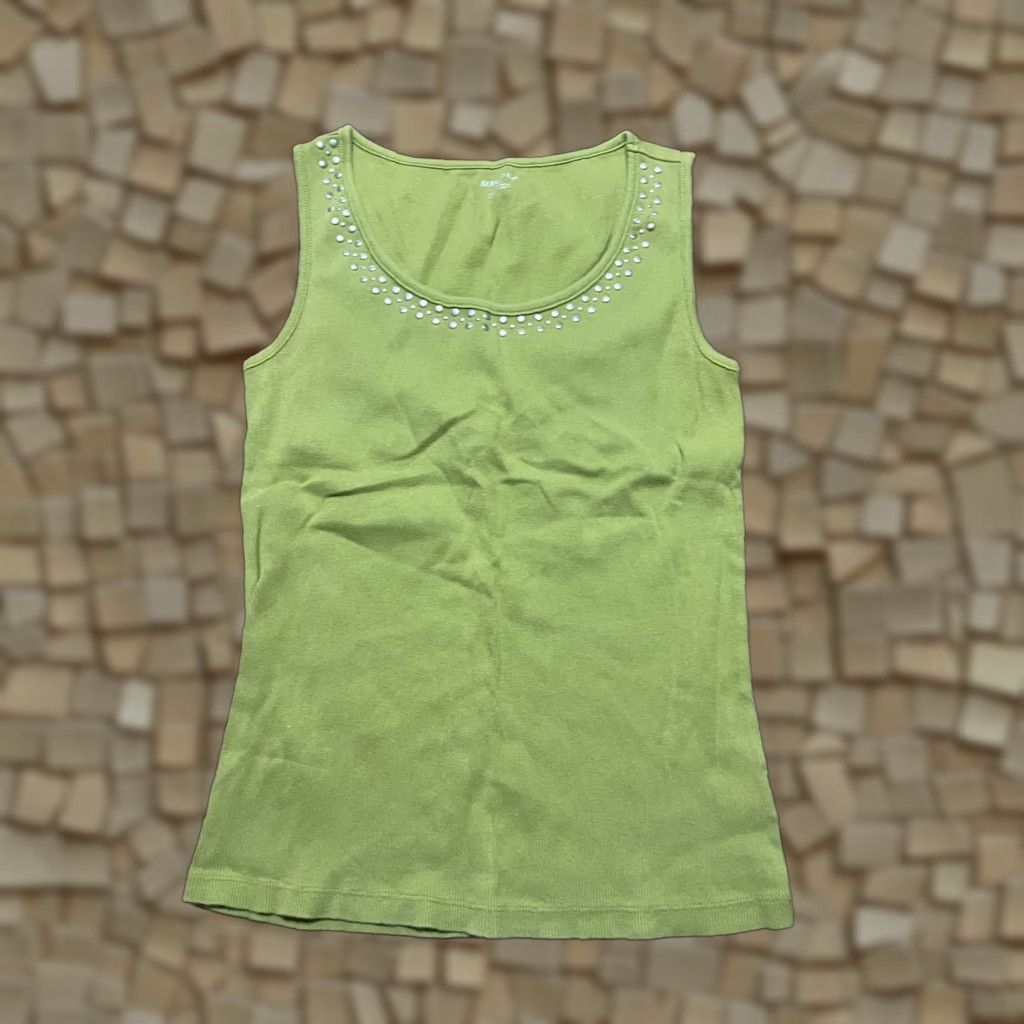 Vintage St. John's Bay Tank Top Women's Size Medium Green Sleeveless Size M / US 6-8 / IT 42-44 - 1 Thumbnail