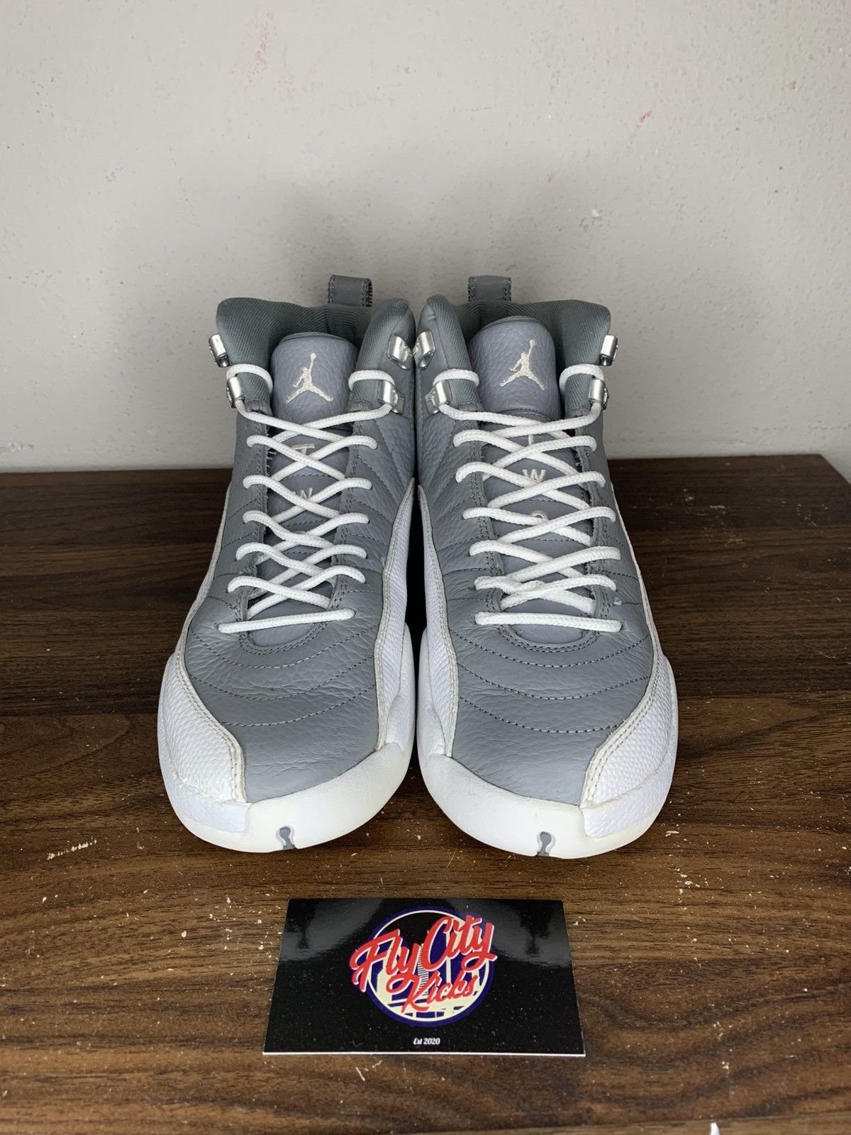 Jordan Brand Air Jordan 12 Stealth Grade School Size US 7 / EU 40 - 2 Thumbnail