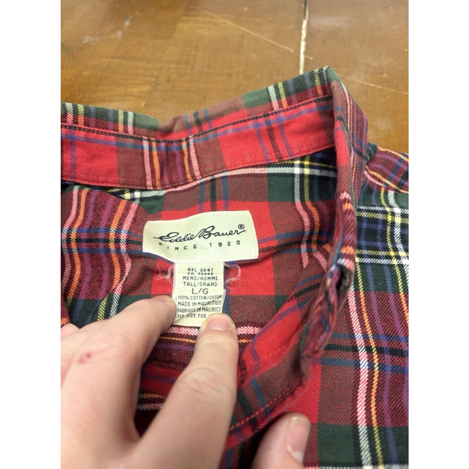 Eddie Bauer VINTAGE Eddie Bauer Plaid Flannel Shirt Men L Button-Up Red Long Sleeve Collared Vintage 70s 80s Outdoors Hiking Camping Lumberjack促 Size US L / EU 52-54 / 3 - 3 Thumbnail