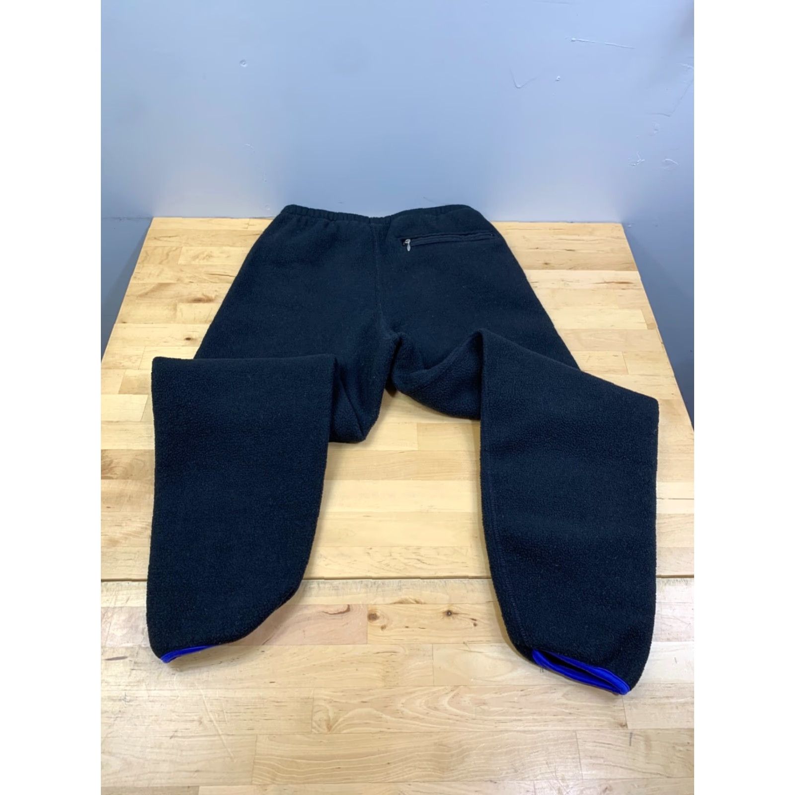 Vintage VINTAGE REI Pants Unisex S Black Casual Winter 10408 Size US 29 - 8 Thumbnail