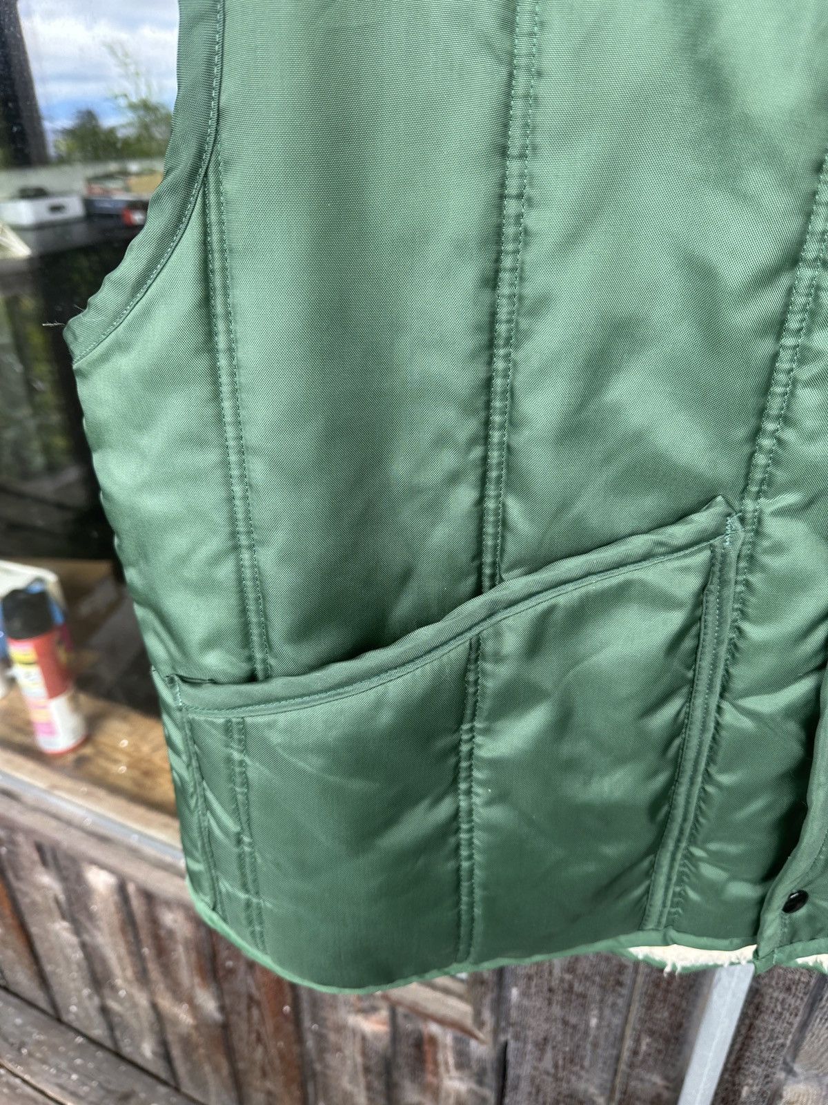 Vintage 1970s vintage Green Padded Vest made in USA Size US L / EU 52-54 / 3 - 5 Thumbnail