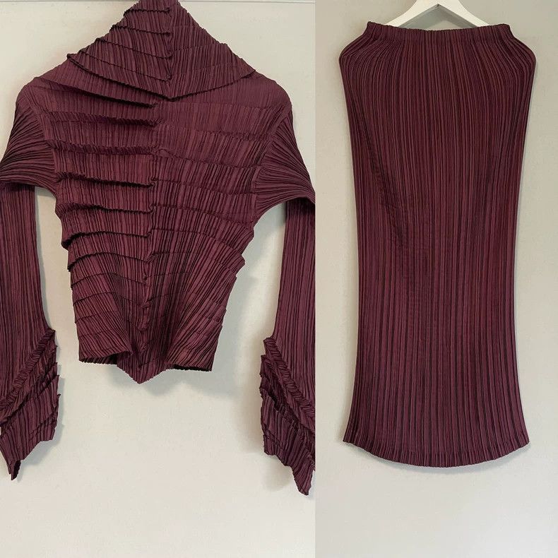 Other Issey Miyake size:2 A wine red pleated cardigan Size XS / US 0-2 / IT 36-38 - 4 Thumbnail
