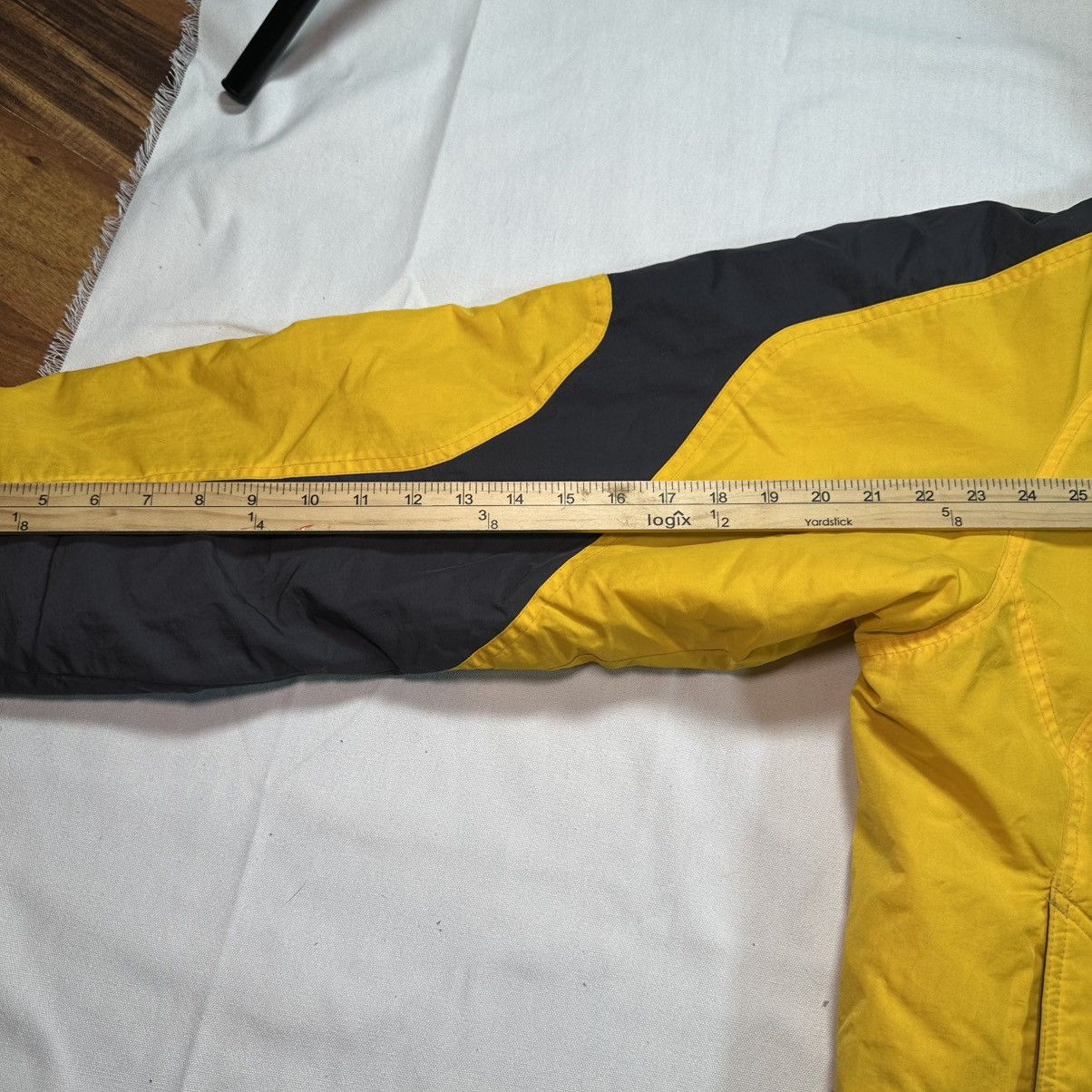 Nike Vintage Nike Coat Navy/Yellow Size US L / EU 52-54 / 3 - 5 Thumbnail