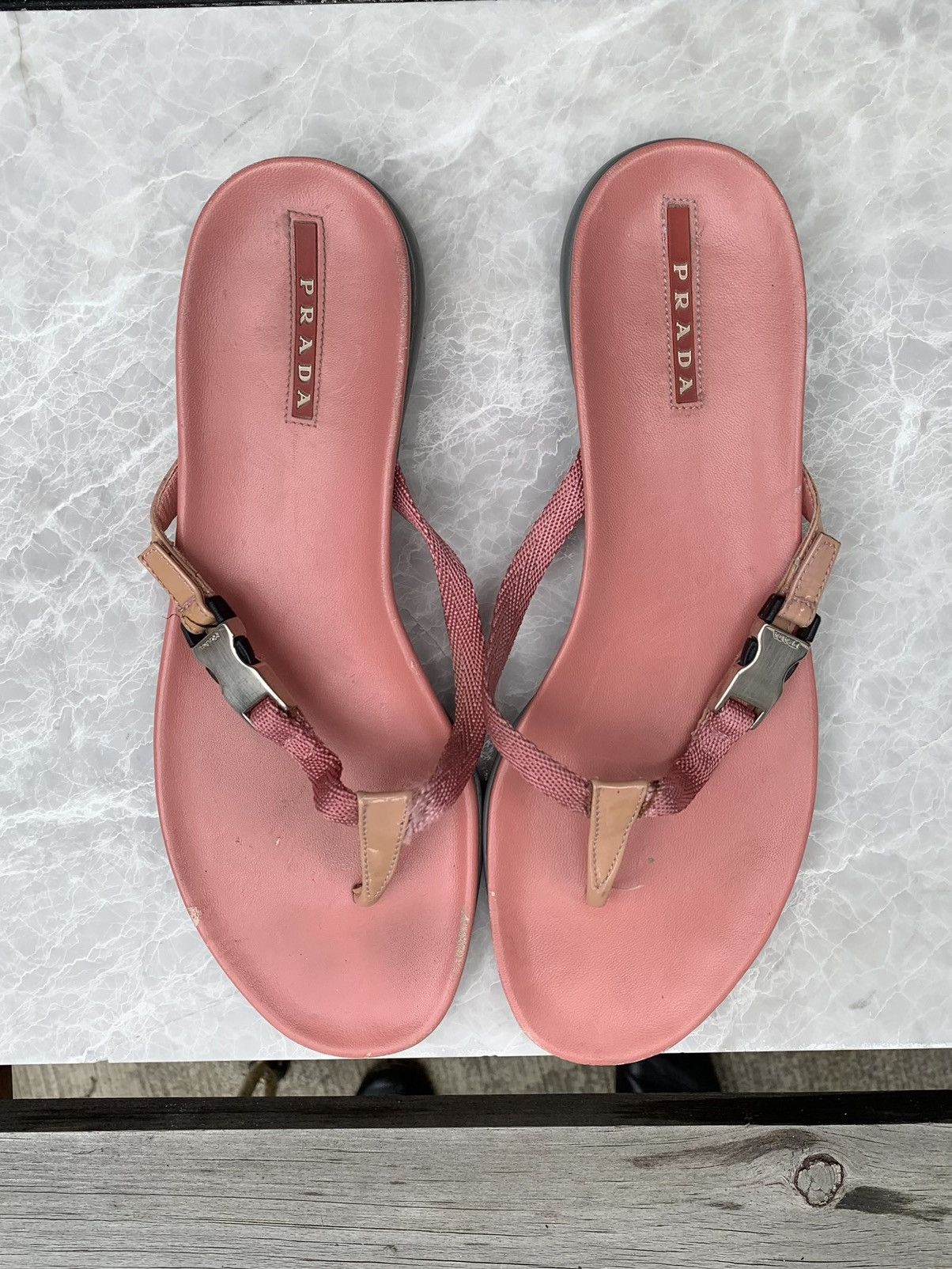 Designer × Prada Pink Prada Flip Flops Y2K 2000s Sport Thong Sandals Slip-on Size US 7.5 / IT 37.5 - 5 Thumbnail