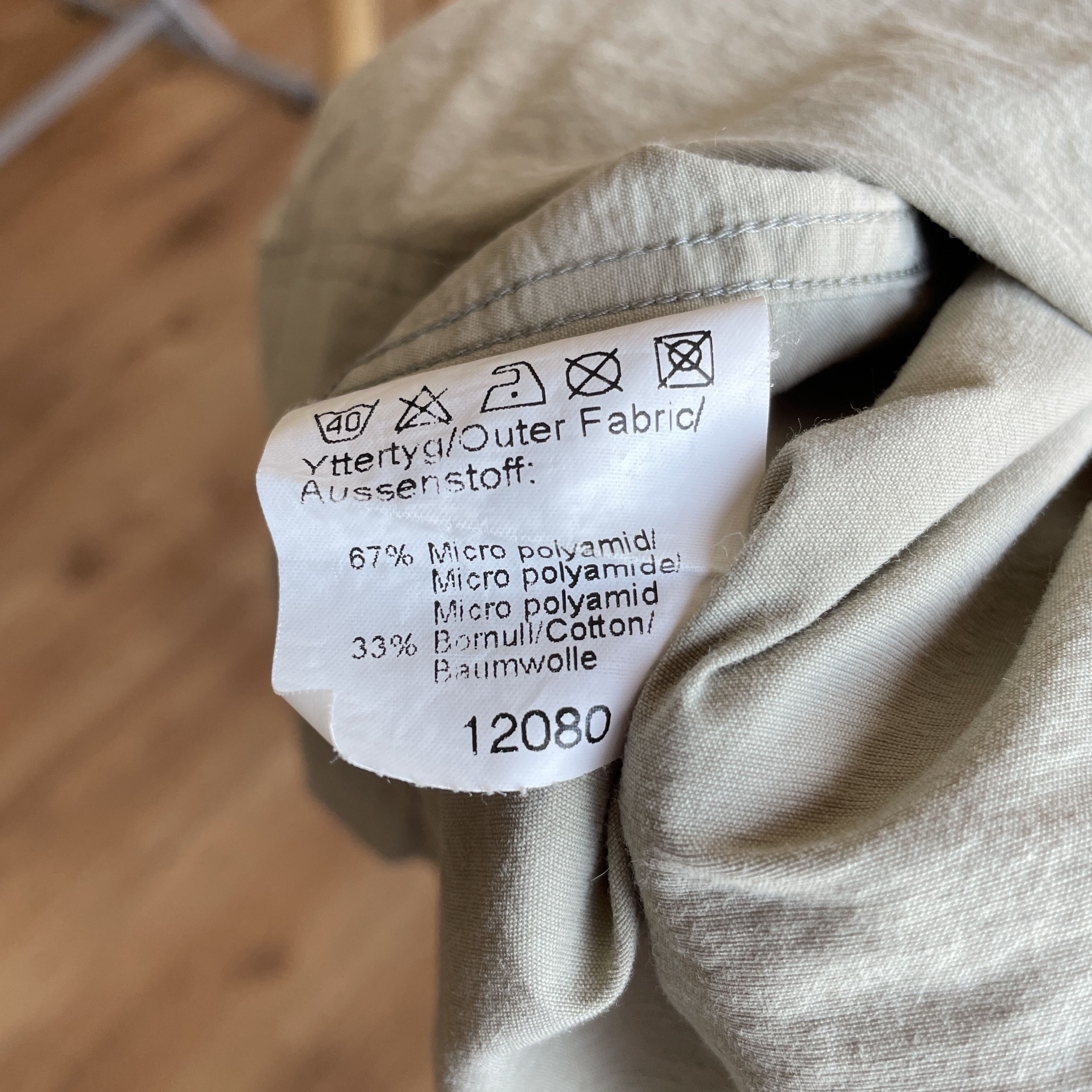 Fjallraven Fjallraven Womens Nylon Hiking Outdoor Shirt Size M Size M / US 6-8 / IT 42-44 - 7 Thumbnail
