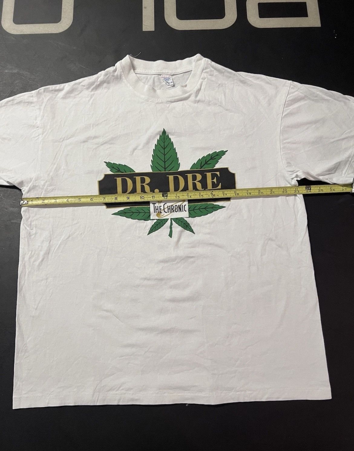 Dr. Dre 90s Dr Dre The Chronic White Version SUPER RARE Size US XL / EU 56 / 4 - 5 Thumbnail