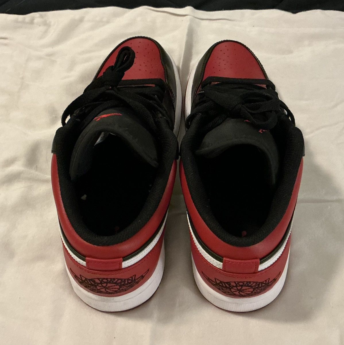 Nike Nike Air Jordan 1 Low – “Alternate Bred Toe” Size 9.5 Size US 9.5 / EU 42-43 - 4 Thumbnail