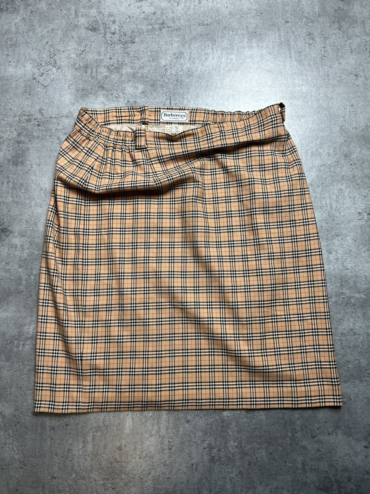 Burberry Perfect vintage maxi burberry skirt Size 40" / US 18 - 1 Thumbnail