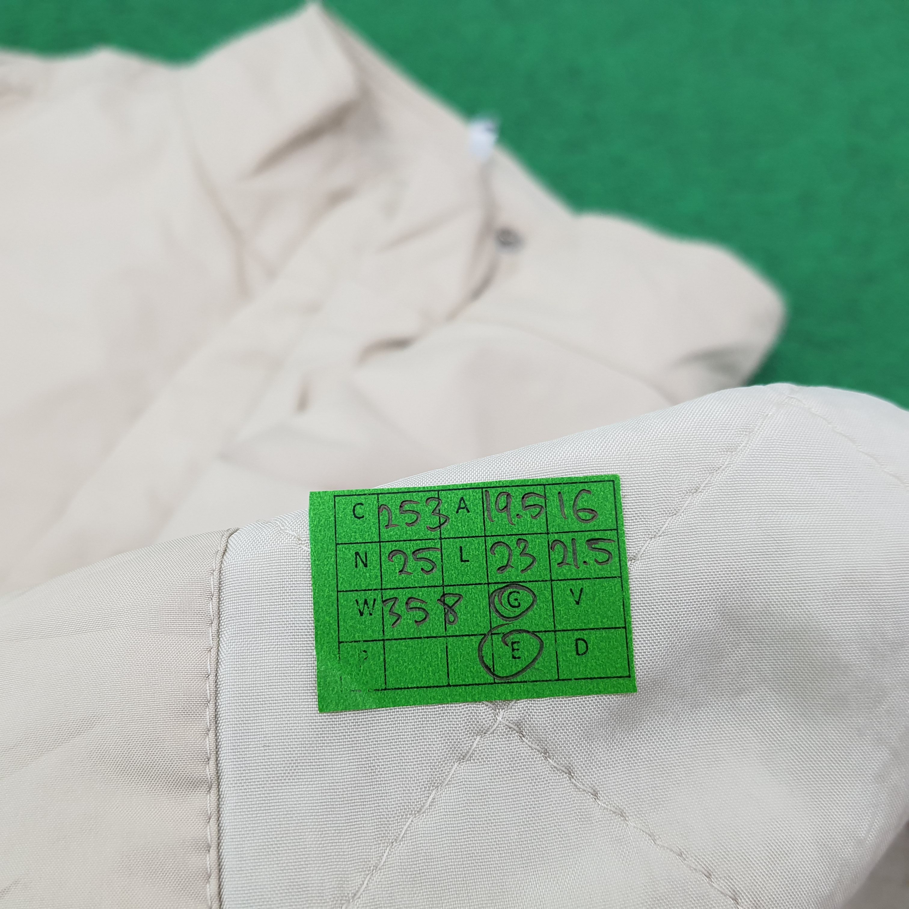 Burberry Vintage Burberry London Jacket C253N25 Size US S / EU 44-46 / 1 - 7 Thumbnail