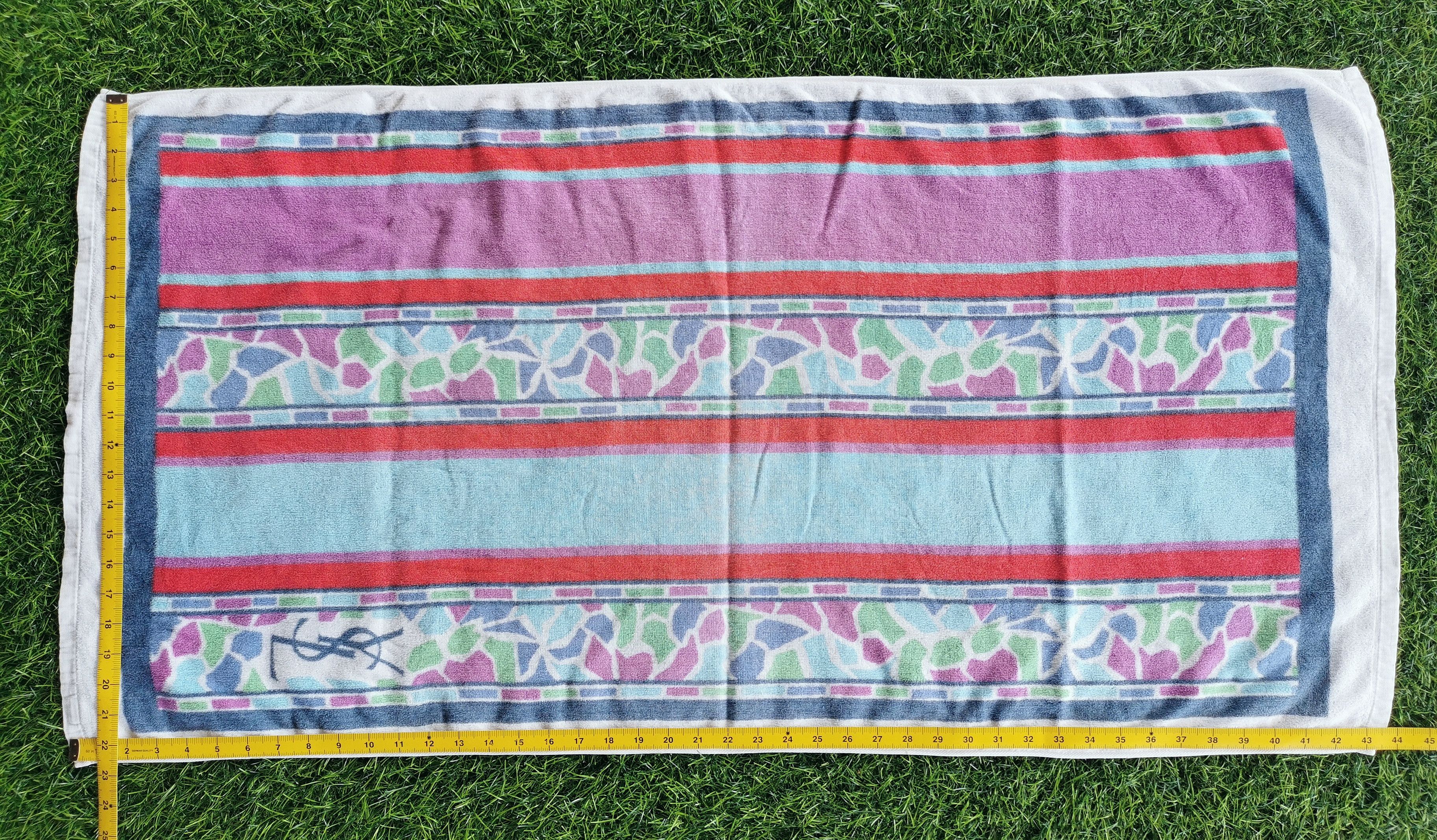 Yves Saint Laurent YSL Yves Saint Laurent Shower Towel Size ONE SIZE - 10 Thumbnail