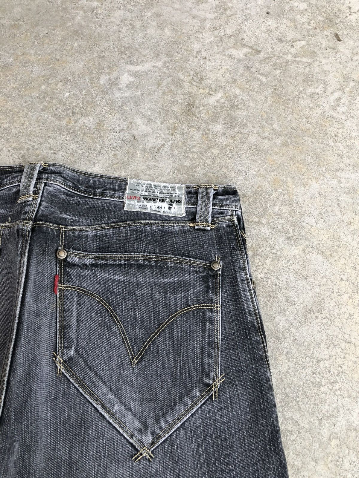 If Six Was Nine Y2k Levi’s Engineered Flared Jeans Distressed Bootcut Size US 34 / EU 50 - 16 Thumbnail