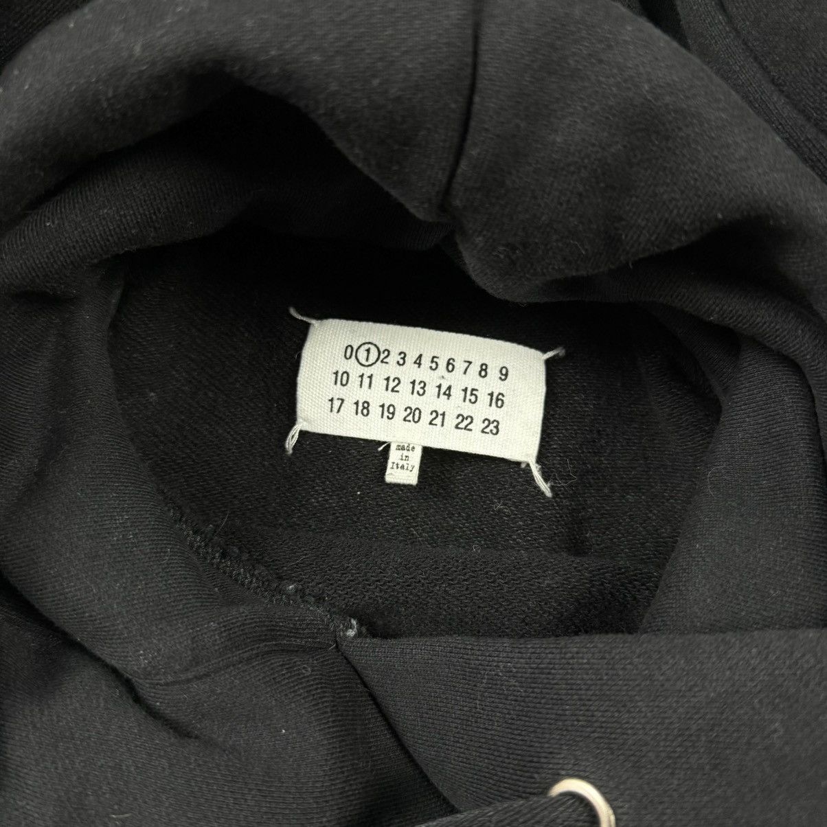 Maison Margiela Maison Margiela Oversized Painted Aids Hoodie Size S / US 4 / IT 40 - 3 Thumbnail