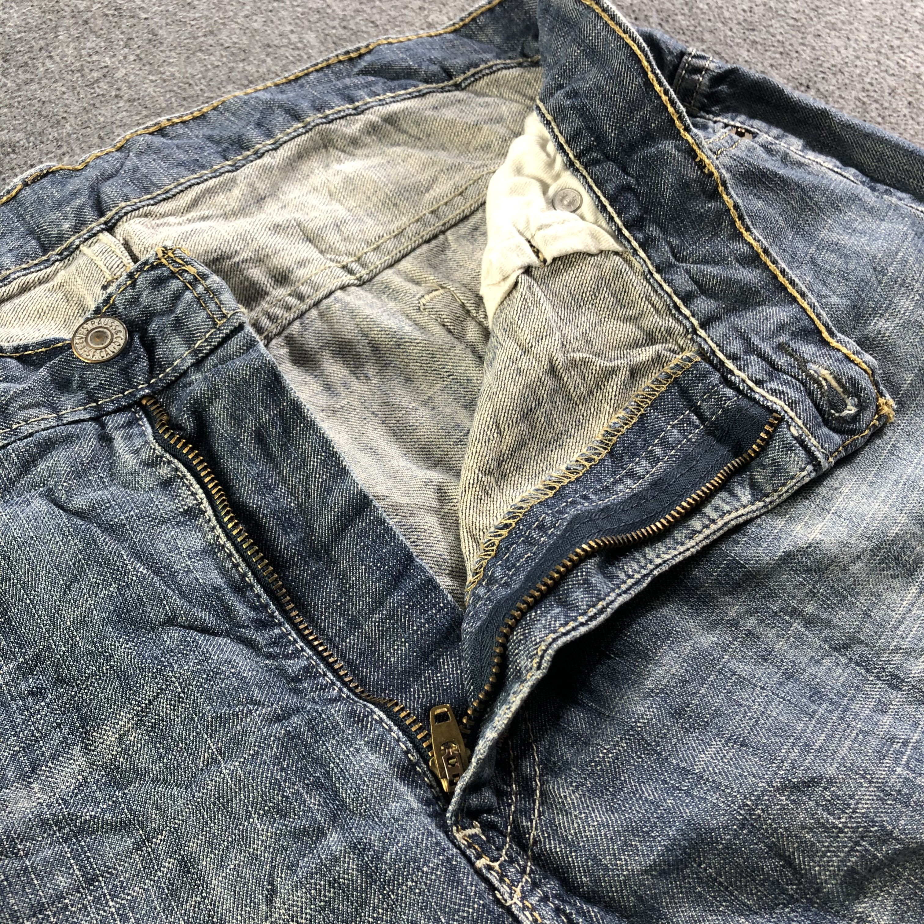 Vintage Levis 569 Jeans-J3186