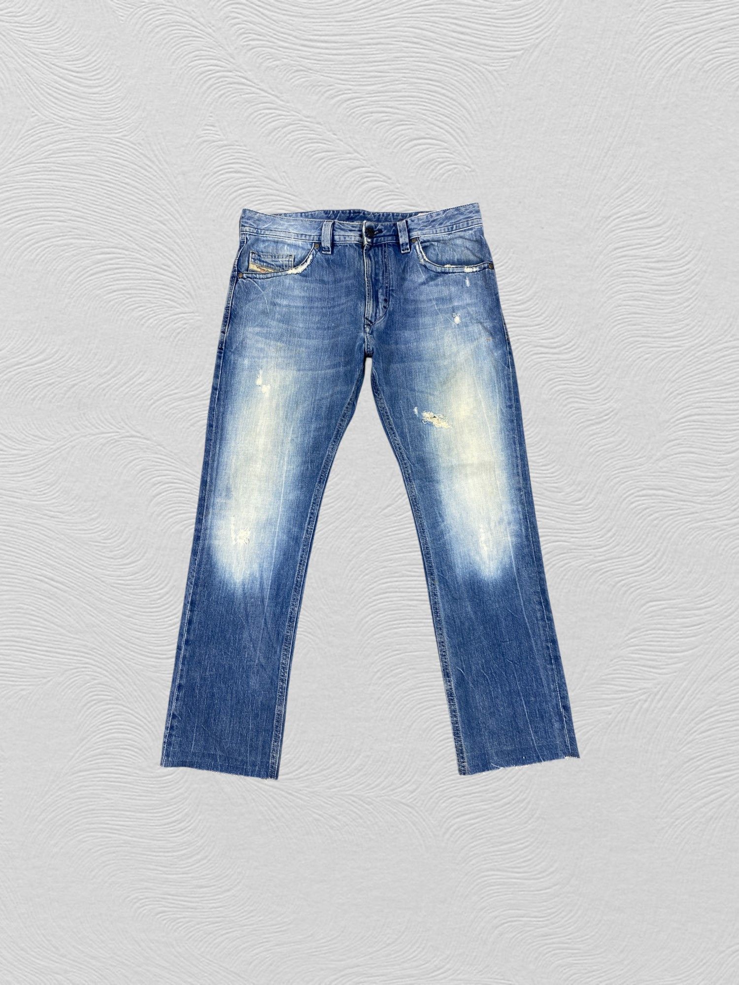 Japanese Brand Faded Blue Vintage Diesel Jeans 33x27 Denim- JN3708 Size US 33 - 1 Thumbnail