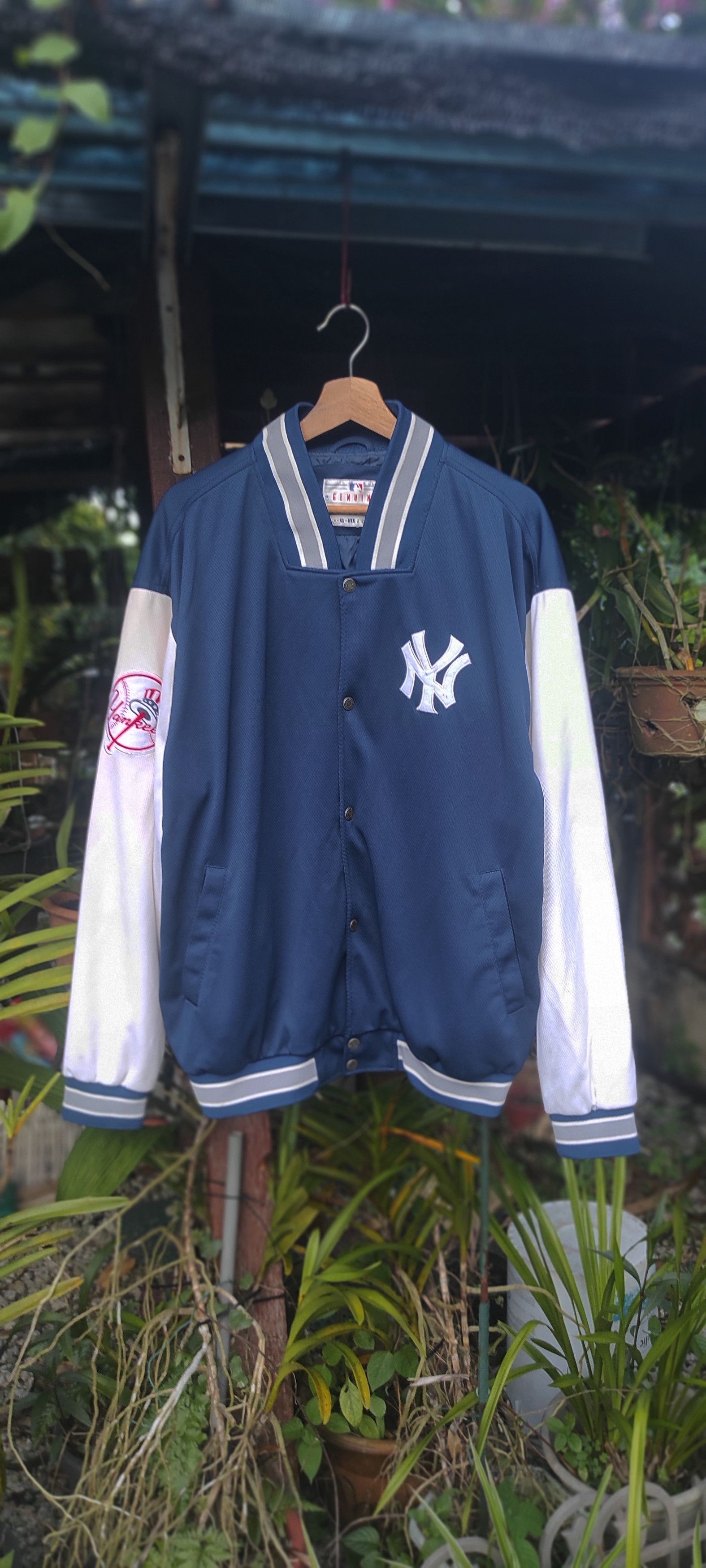 New York Yankees New York Yankees Varsity Jacket Size US XL / EU 56 / 4 - 1 Thumbnail