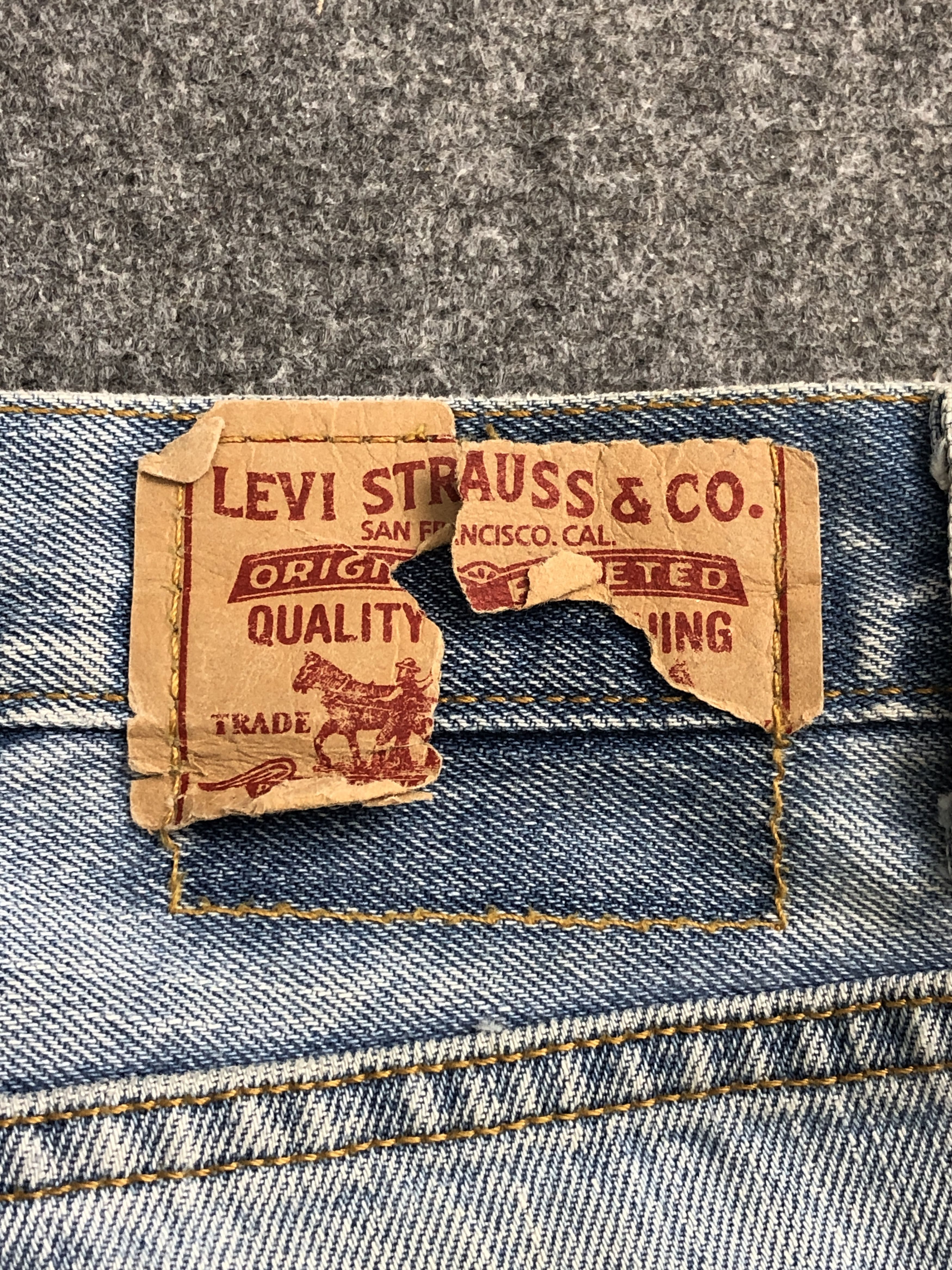Levi's Vintage Levis 505 Light Wash Jeans DP2446 Size US 41 - 5 Thumbnail