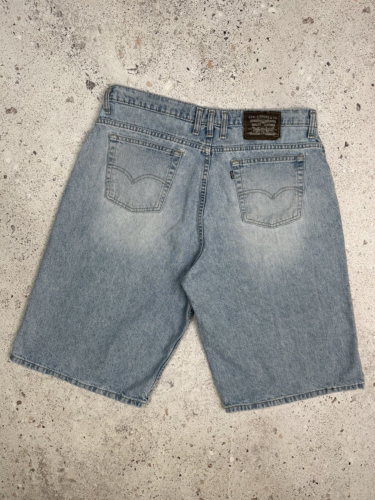 Levi's × Vintage Vintage 90’s Levi’s Black Tab Denim Shorts (38) Men long fit Size US 38 / EU 54 - 22 Thumbnail