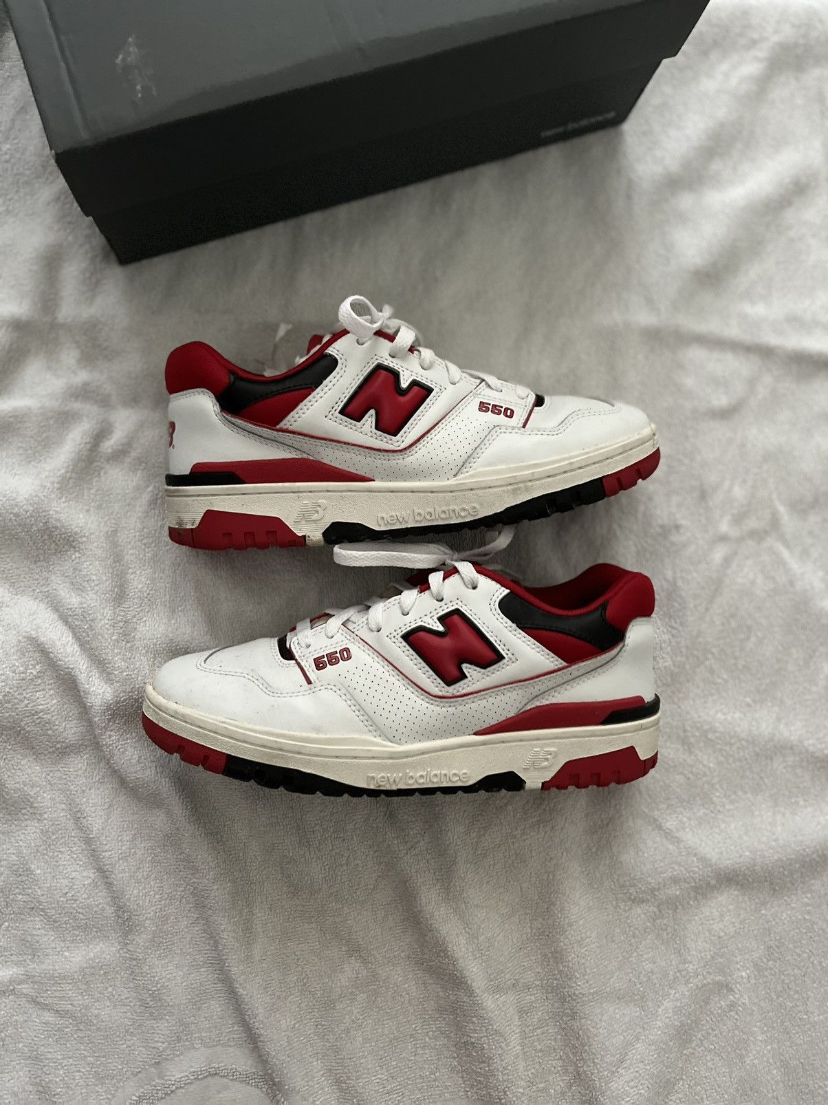 New Balance New Balance 550 white/red Size US 8 / EU 41 - 1 Thumbnail