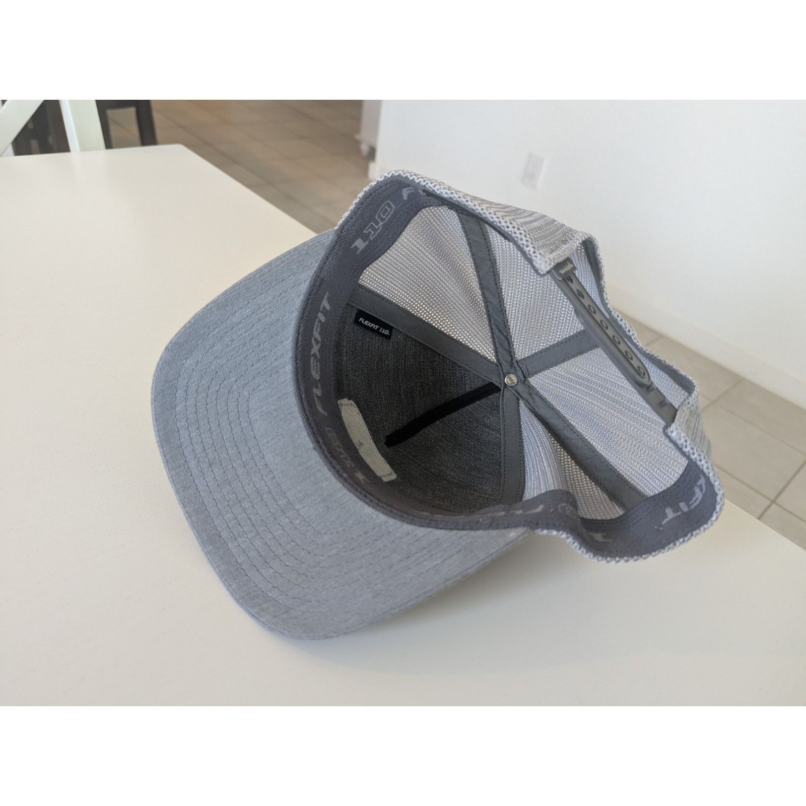 TravisMathew Travis Mathew Golf Hat Snapback Mesh Pineapple Grey Size ONE SIZE - 7 Thumbnail