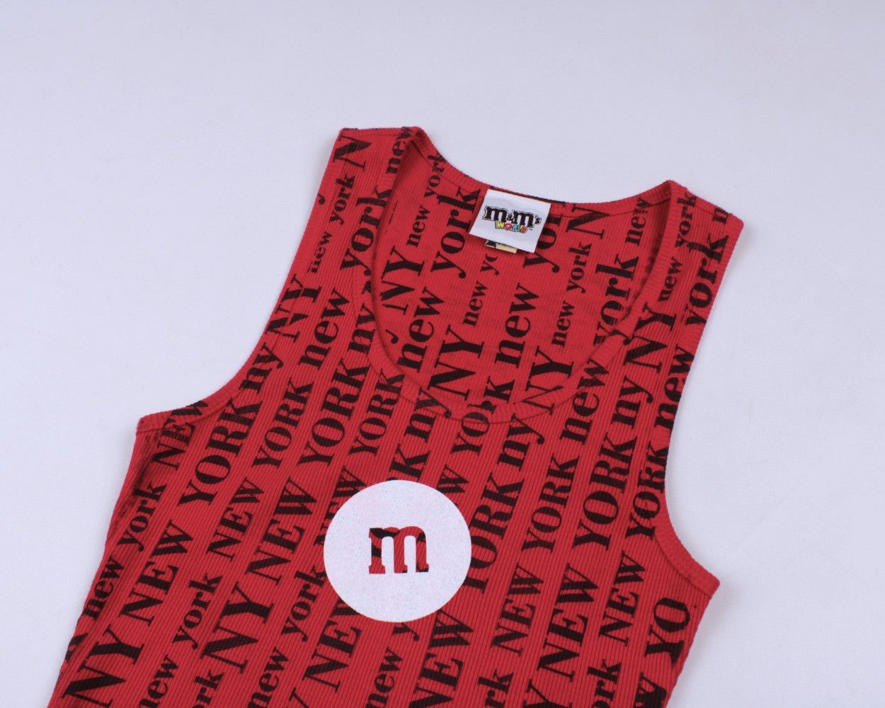 Vintage M&M's World Vintage New York Cotton Stretches Red Tank Top Size M / US 6-8 / IT 42-44 - 11 Thumbnail