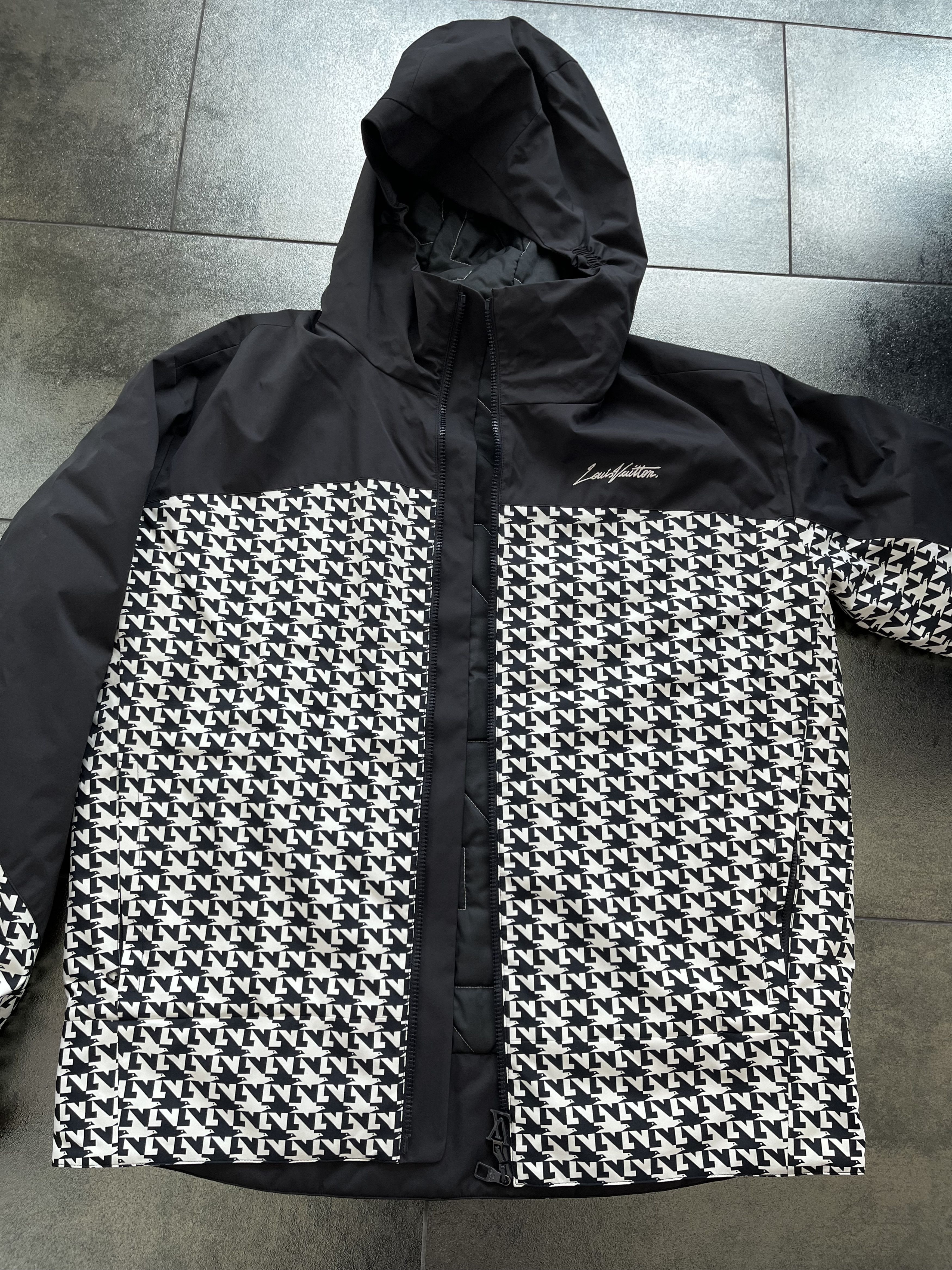 Louis Vuitton Bicolor Dove Houndstooth Hooded Padded Jacket Size US M / EU 48-50 / 2 - 8 Thumbnail