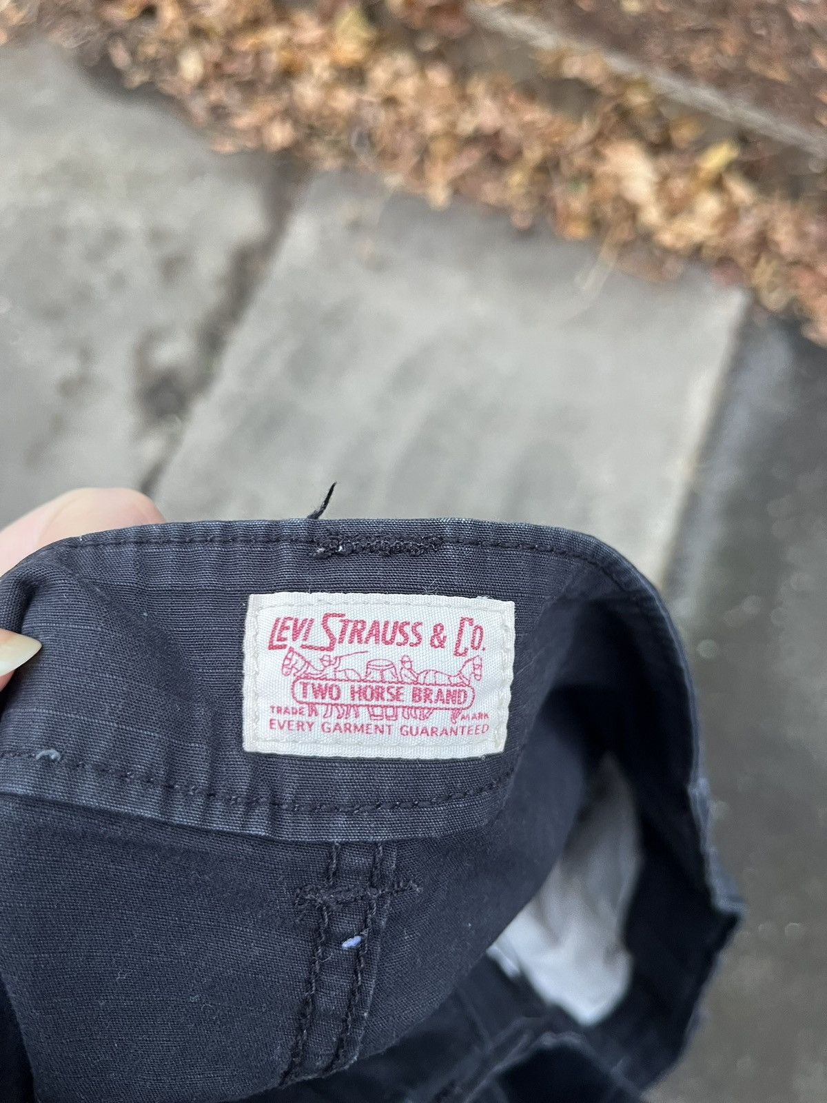 Levi's Distressed Cargo Pants Size US 38 / EU 54 - 3 Thumbnail