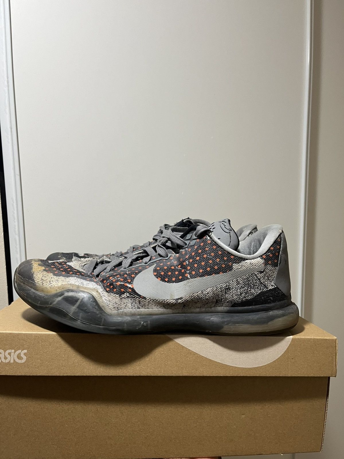 Nike Kobe 10 Pain Size US 12 / EU 45 - 1 Thumbnail