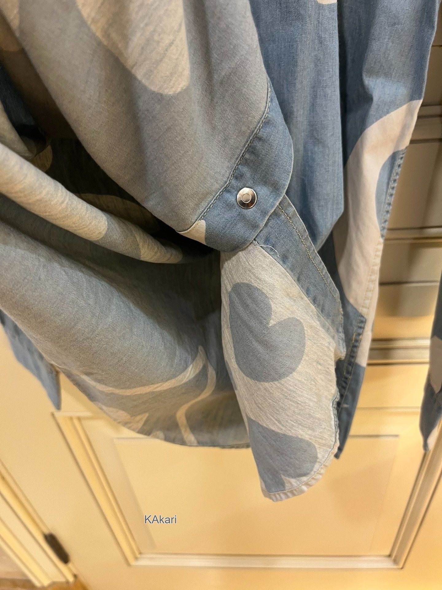 Moschino Moschino Light Blue Printed Denim Shirt Size US M / EU 48-50 / 2 - 7 Thumbnail