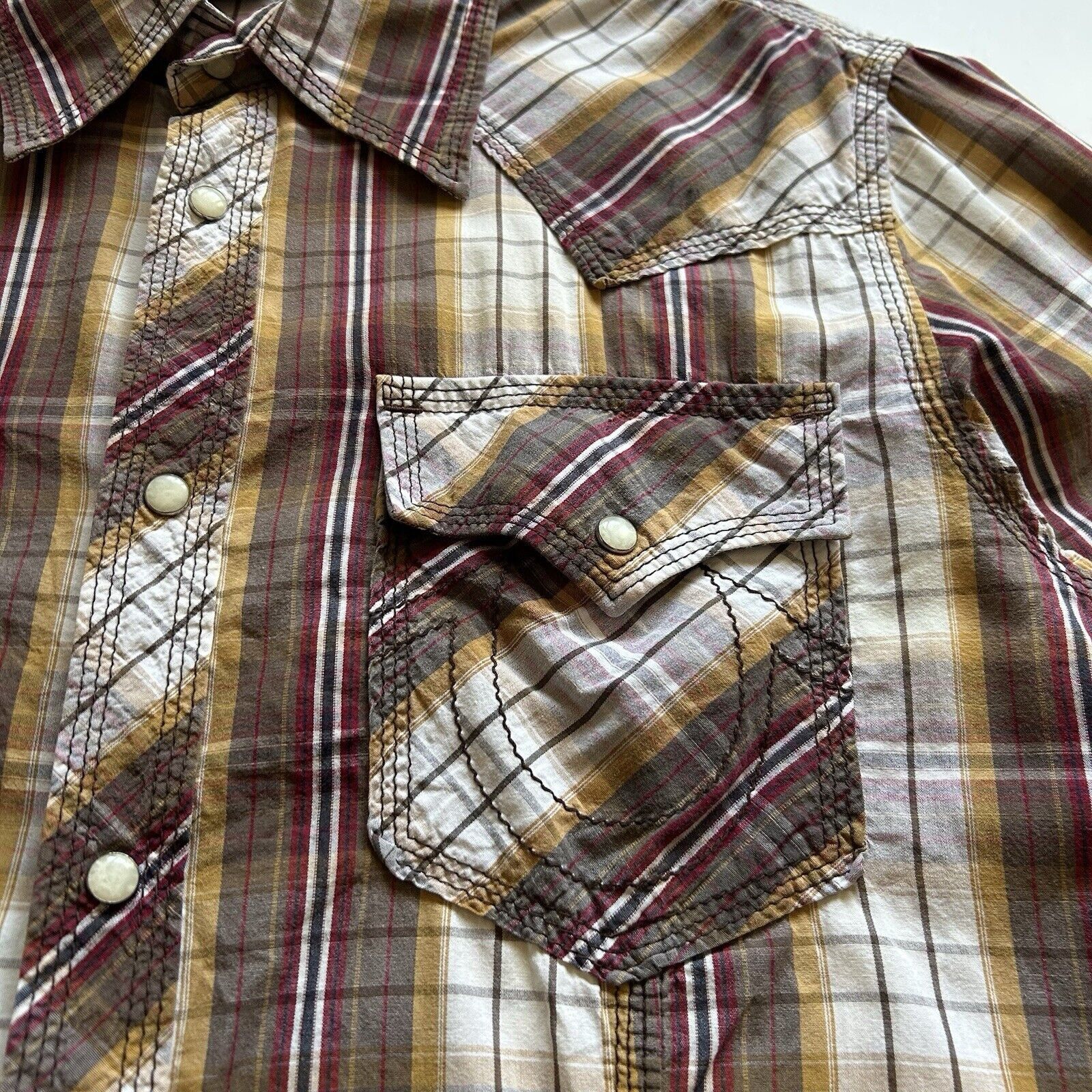 True Religion True Religion Long Sleeve Plaid Button Up Pearl Snap Shirt Size US L / EU 52-54 / 3 - 3 Thumbnail