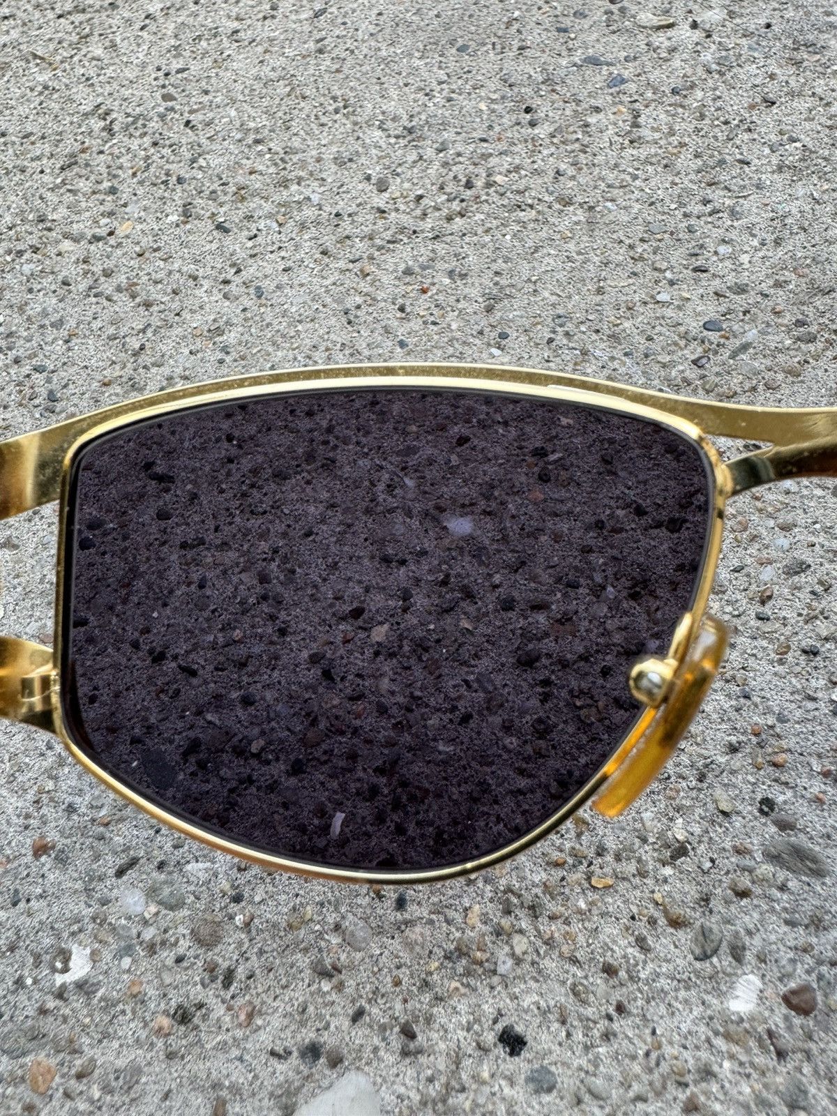 Fendi Vintage Fendi (FS 232 201) Sunglasses original case. (Rare) Size ONE SIZE - 7 Thumbnail