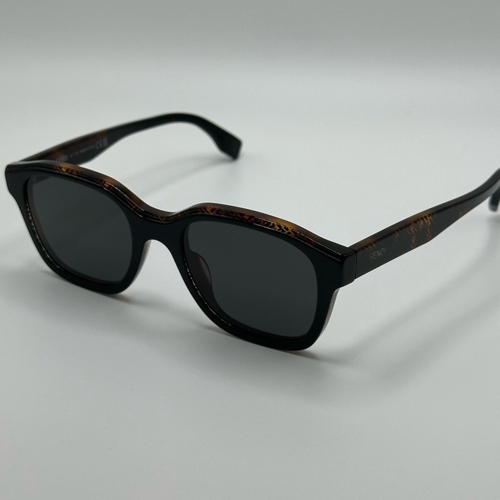 Fendi NEW FENDI Sunglasses FE40077I 5101A Square Black Grey Men Size ONE SIZE - 2 Thumbnail