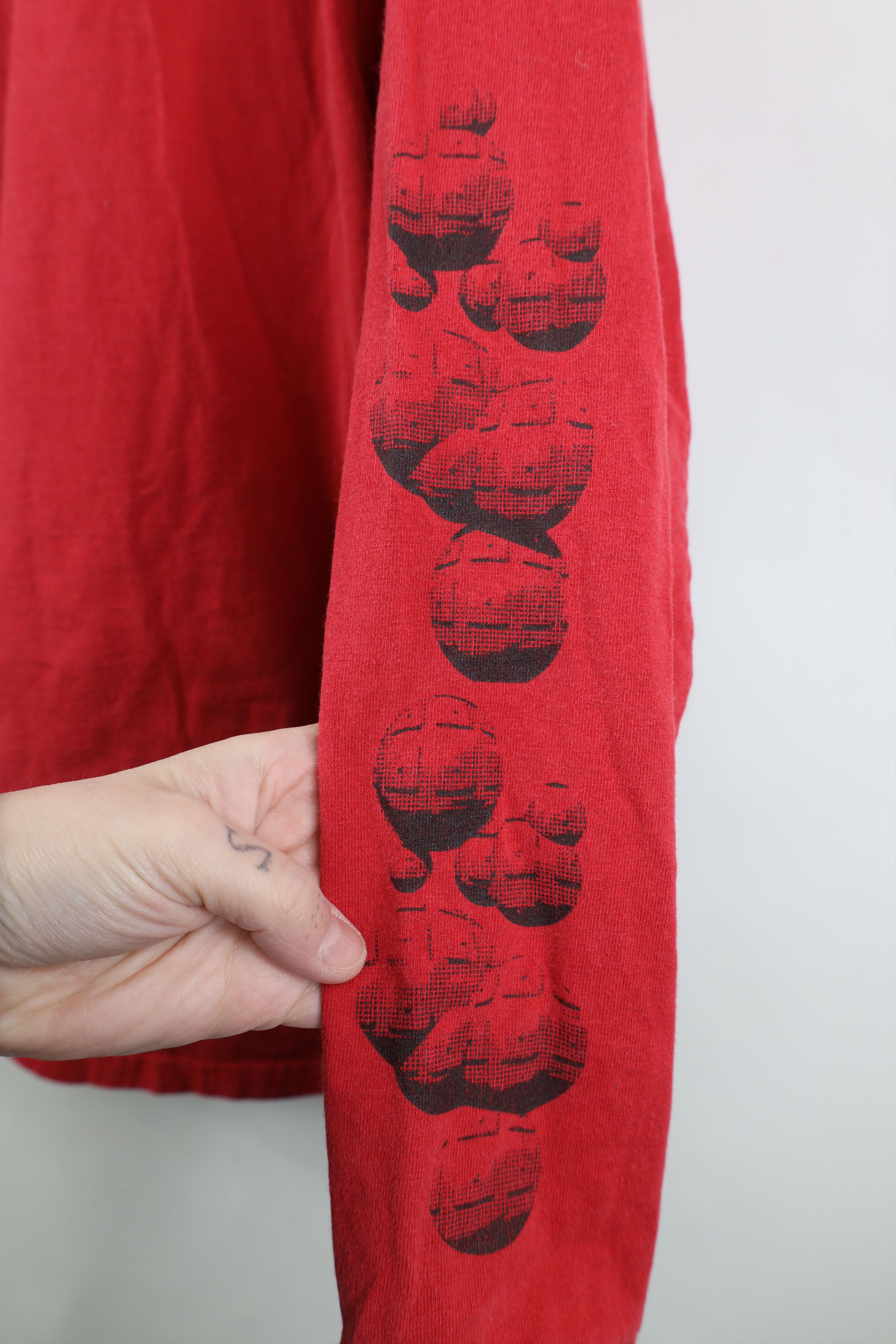 Nike Vintage Y2K Nike Air Bubble Spell Long Sleeve T-Shirt Red Size US L / EU 52-54 / 3 - 5 Thumbnail