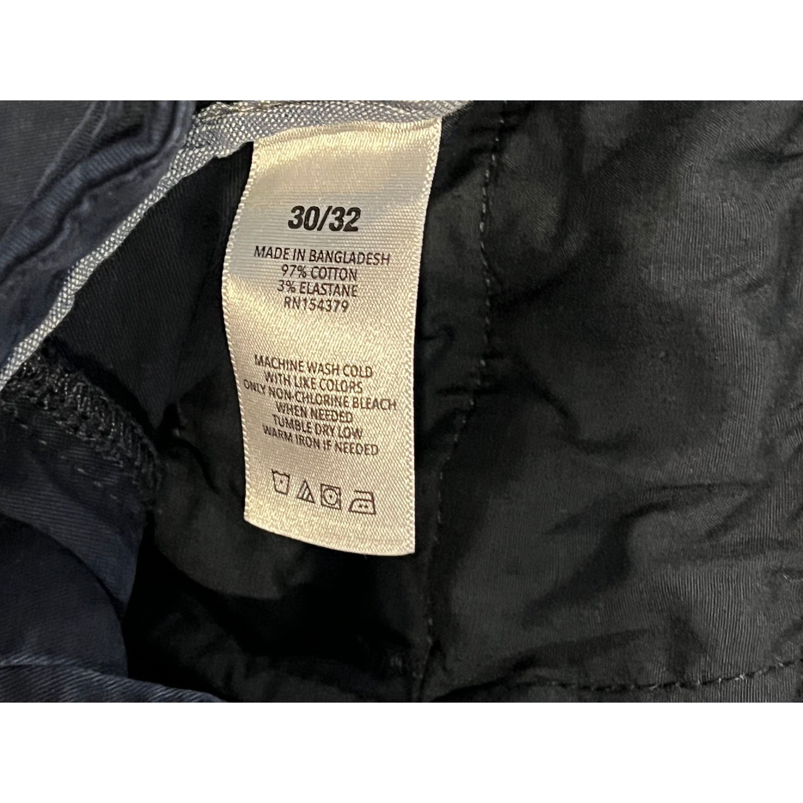 Aeropostale Aeropostale Navy Blue Slim Straight Chino Pants Mens 30x32 Size US 30 / EU 46 - 4 Thumbnail
