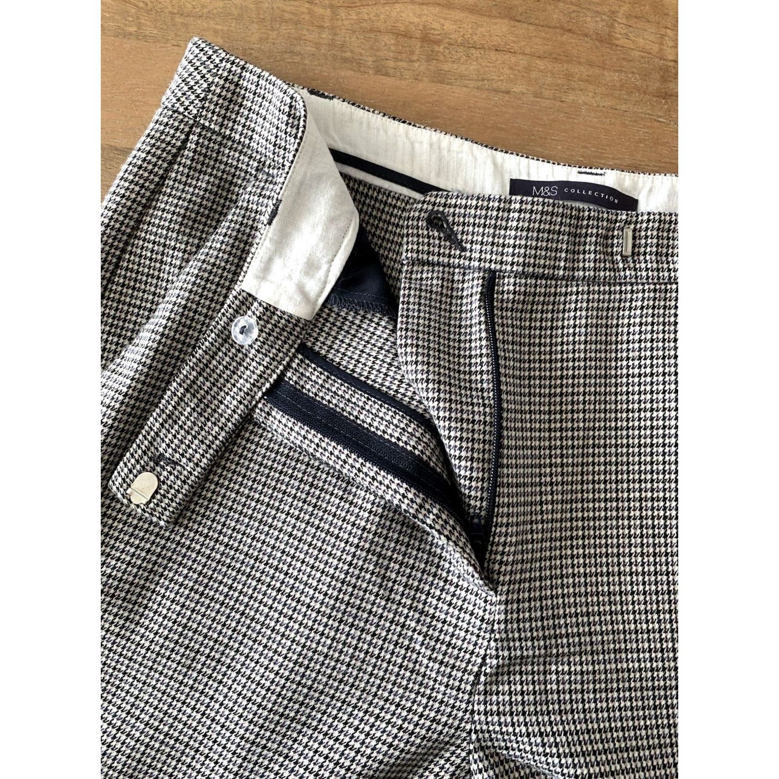 Marks & Spencer Marks & Spencer M&S Houndstooth Trousers Womens 31x24 Trousers Casual Formal Workwear 90s City London Womens Size 24" / US 00 / IT 34 - 4 Thumbnail