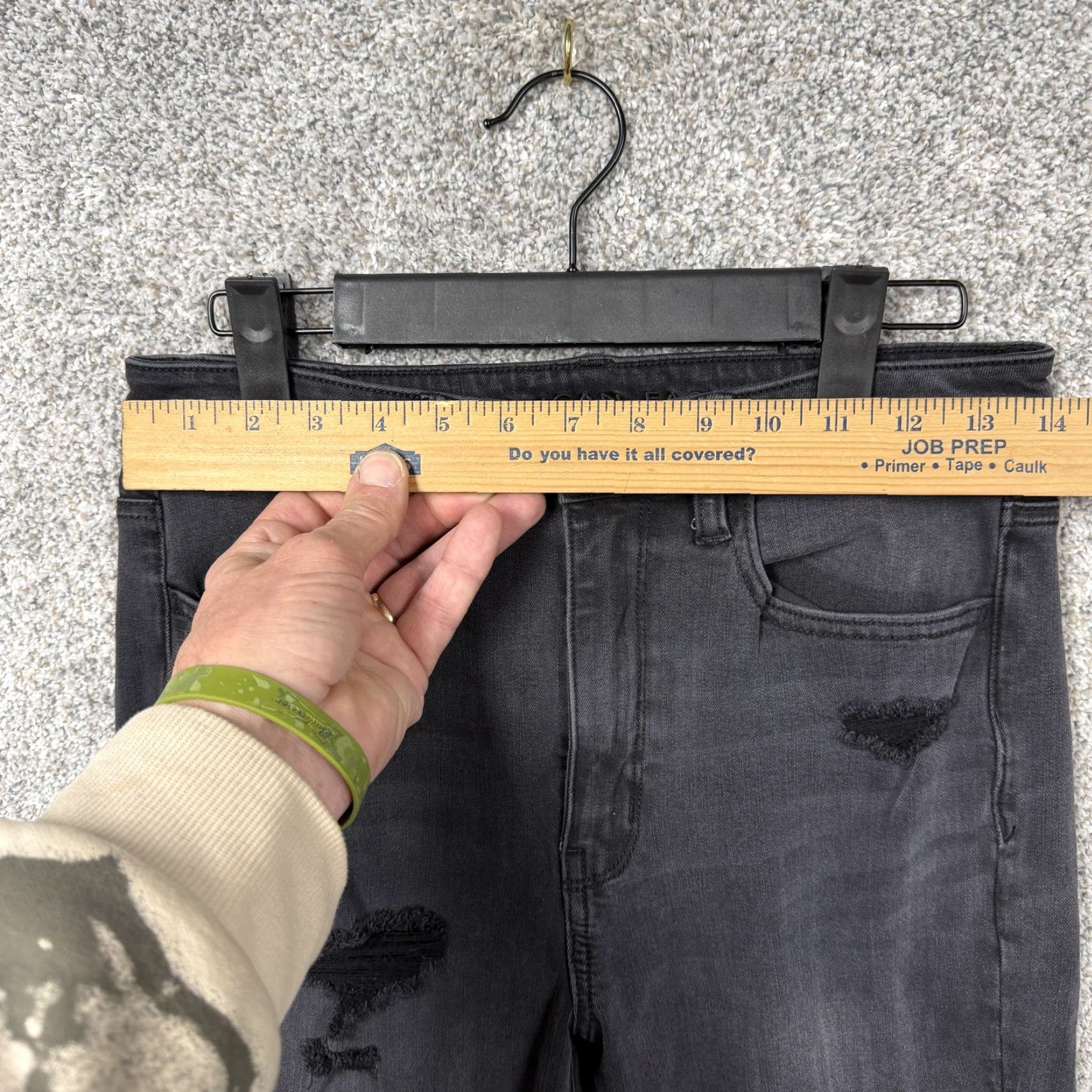 American Eagle Outfitters American Eagle Jeans Women 6R Black Distressed Super Stretch Edgy Alt Grunge Y2K Womens Size 28" / US 6 / IT 42 - 2 Thumbnail