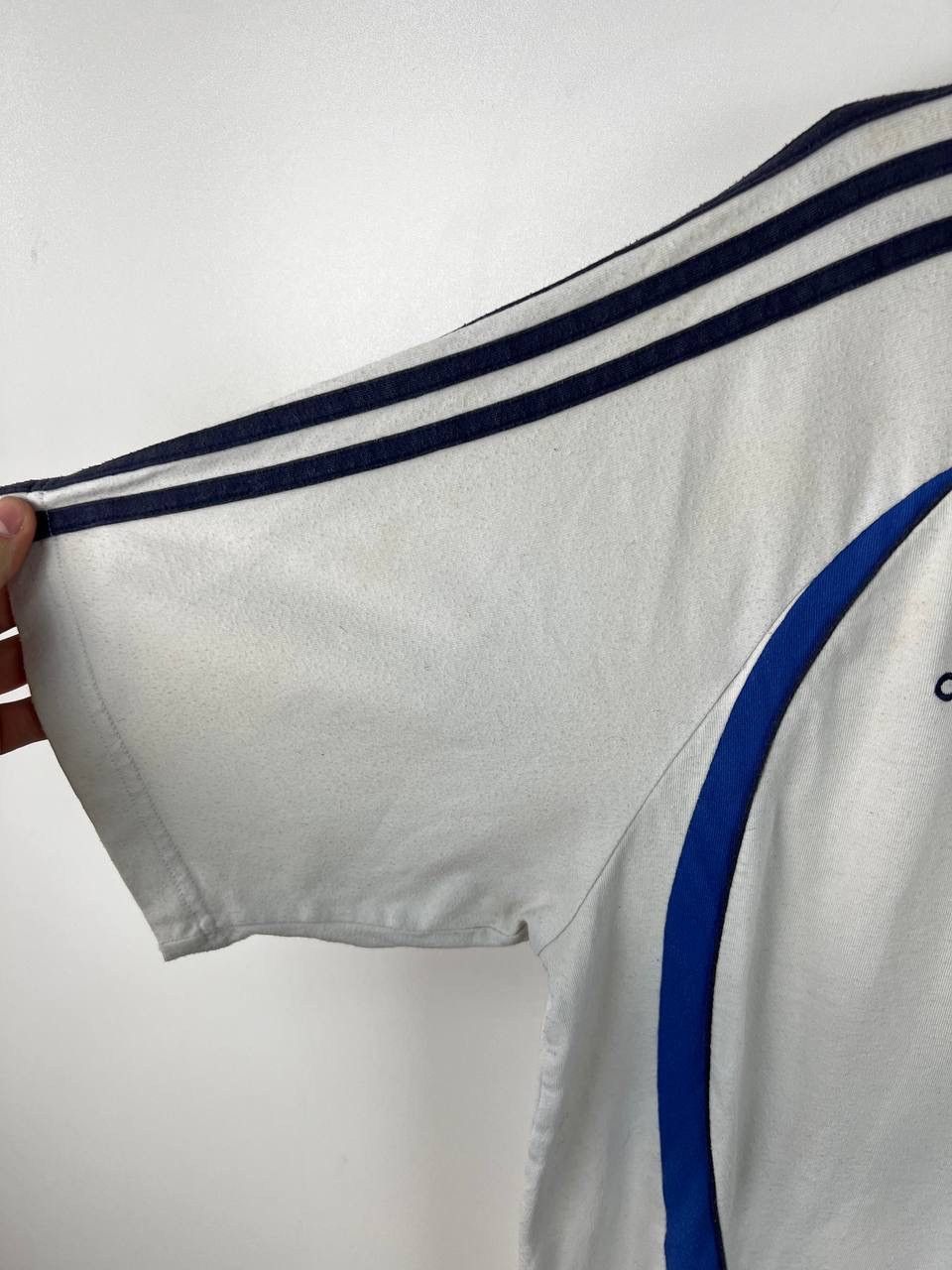 Vintage Chelsea Adidas Football vintage t-shirts size М Size US M / EU 48-50 / 2 - 6 Thumbnail