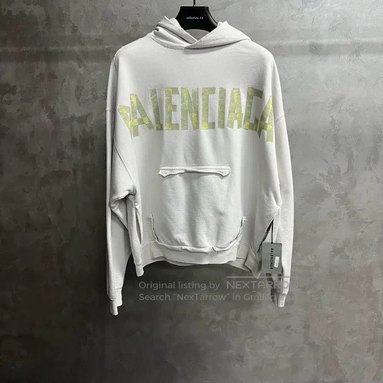 Balenciaga Balenciaga Ripped Letter Print Hooded Sweatshirt Size US M / EU 48-50 / 2 - 1 Thumbnail
