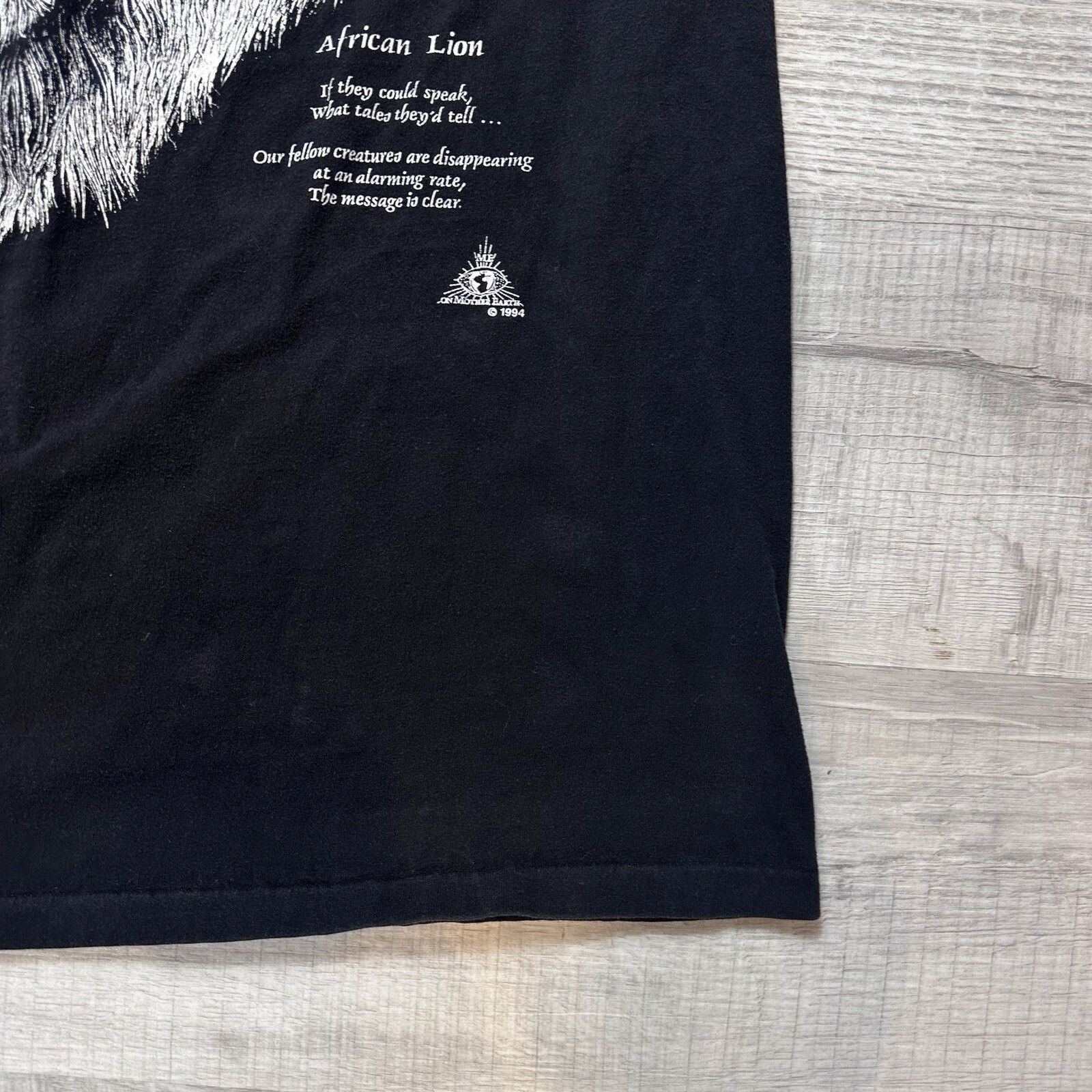 Hanes Vintage 90s Me On Mother Earth Black Lion XL T-Shirt USA Size US XL / EU 56 / 4 - 3 Thumbnail