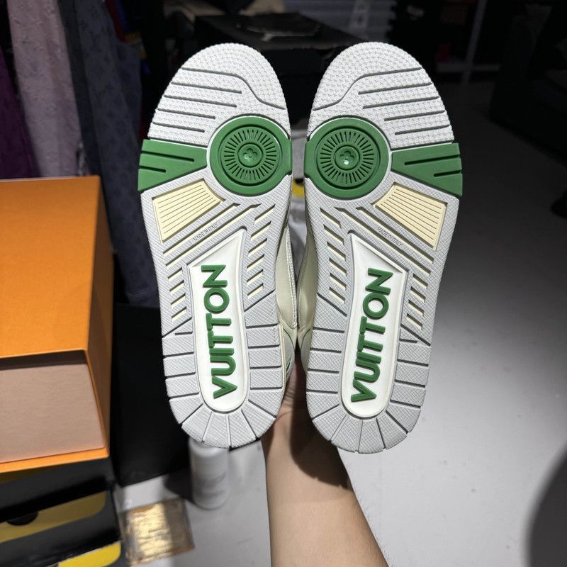 Louis Vuitton Louis Vuitton Vintage Trainer Sneakers in White Green -2508 Size US 6.5 / EU 39-40 - 4 Thumbnail
