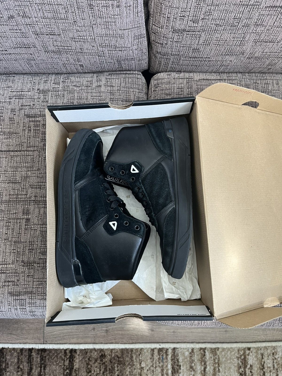 Versace Versace Leather Sneakers Size US 7 / EU 40 - 2 Thumbnail