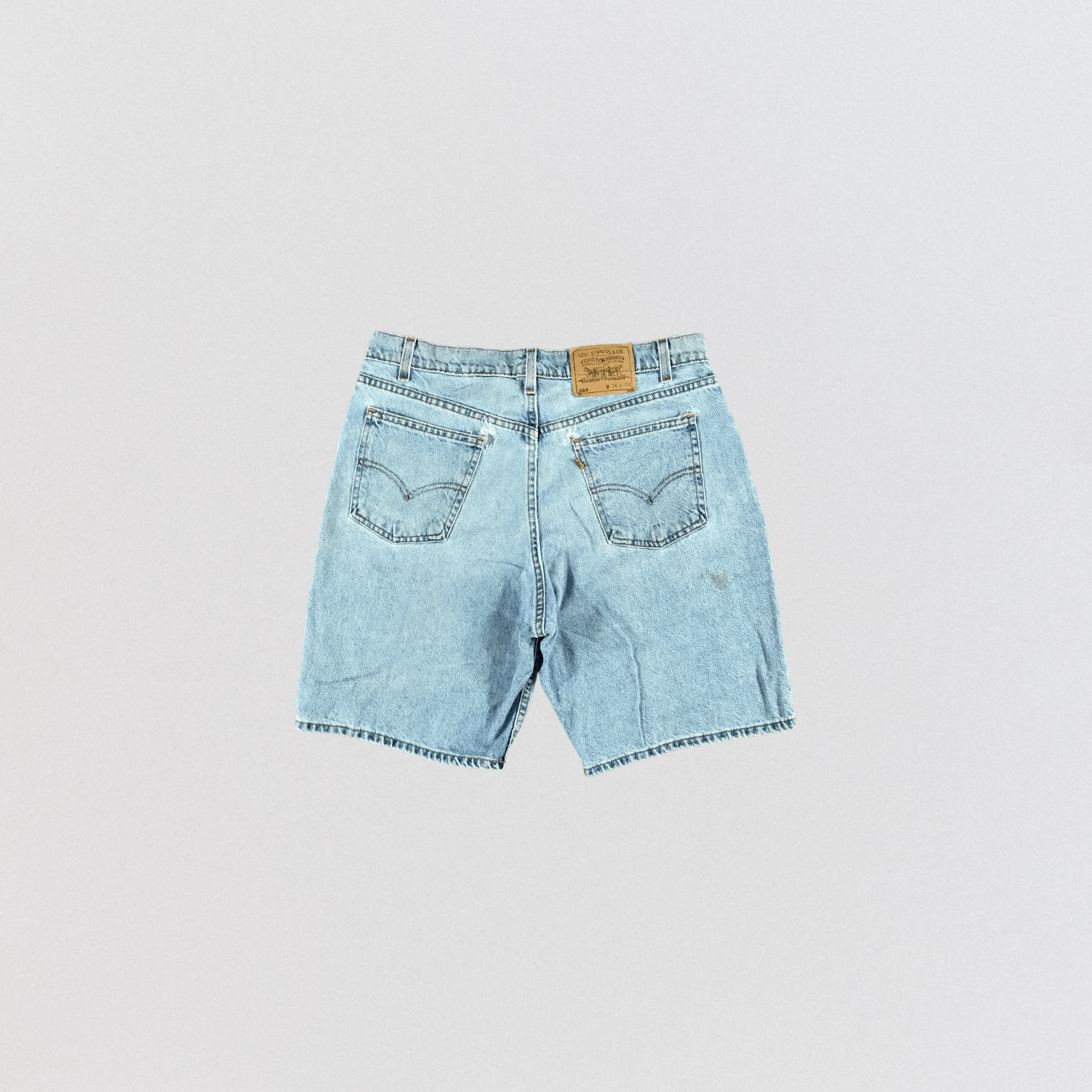 Levi's × Vintage Vintage Light Wash Levis 550 Jeans-JM3161 Size US 35 - 2 Thumbnail