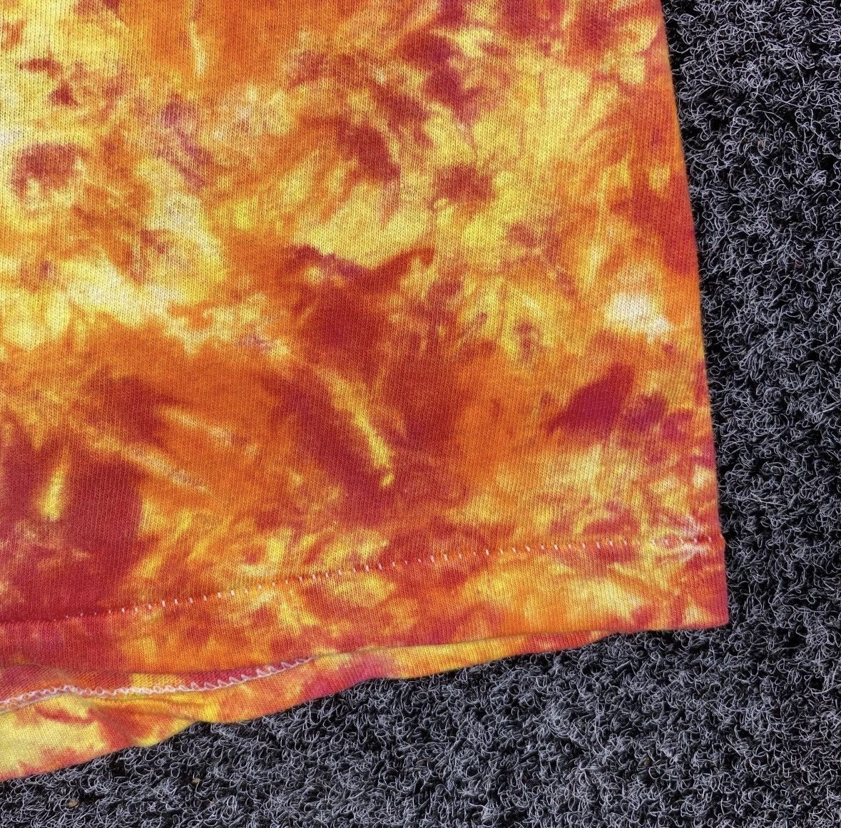 Hanes Vintage 1987 Grateful Dead T Shirt Tye Dye Mountain SkyLarge Size US L / EU 52-54 / 3 - 7 Thumbnail