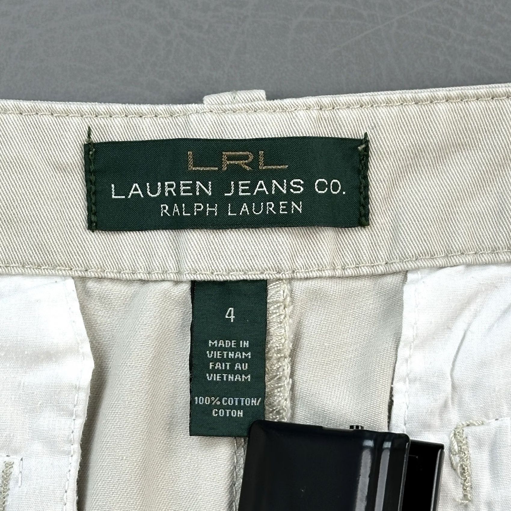 Ralph Lauren Vintage Lauren Ralph Lauren LRL Shorts Women’s 4 Beige Chino Casual Knit Cotton Front Flat Front Zip 90s Designer Retro Classic Mens Womens Size 27" / US 4 / IT 40 - 4 Thumbnail
