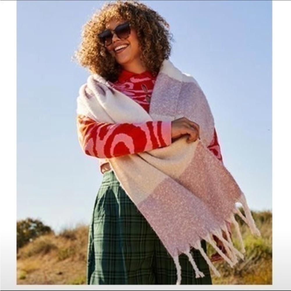 Designer Gentle Fawn cozy scarf Size ONE SIZE - 1 Thumbnail