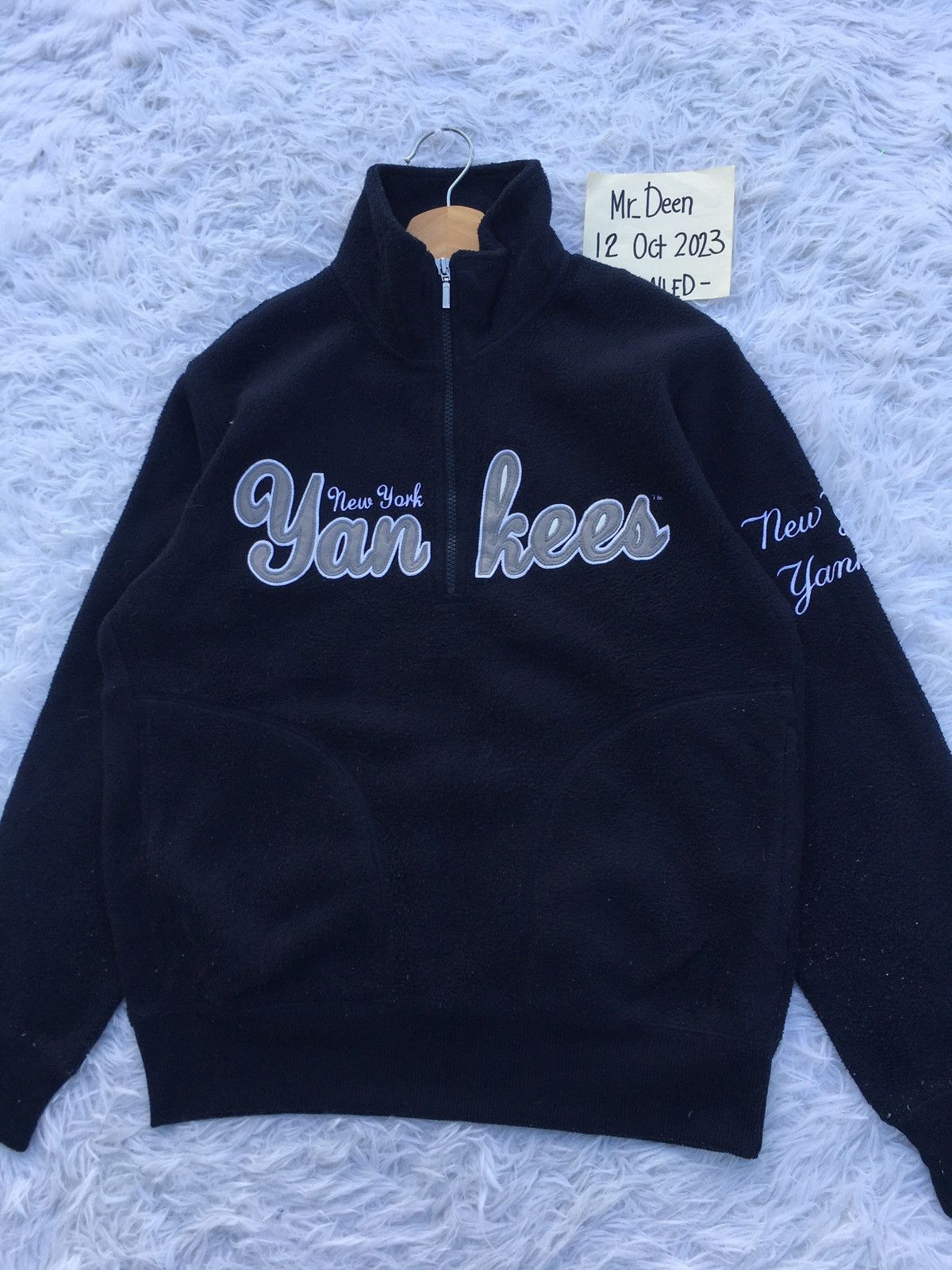 MLB Rare New York Yankees Big Logo Spellout Sweater Size US M / EU 48-50 / 2 - 7 Thumbnail