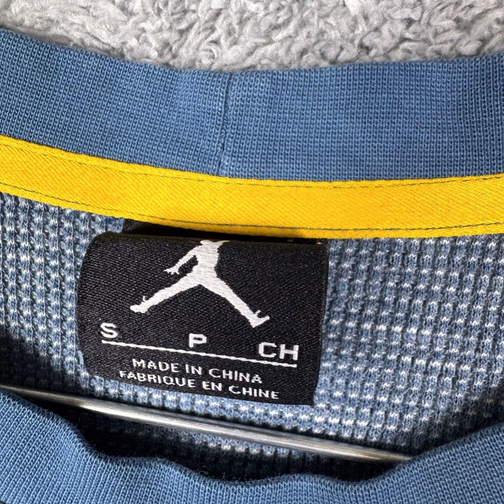 Jordan Brand Jordan Shirt Mens S Waffle Thermal Crewneck Pullover Base Layer Knit Long Sleeve Blue 90s Sports Minimalist Logo Cotton Blend Knit Regular Mens Shirt Size US S / EU 44-46 / 1 - 7 Thumbnail