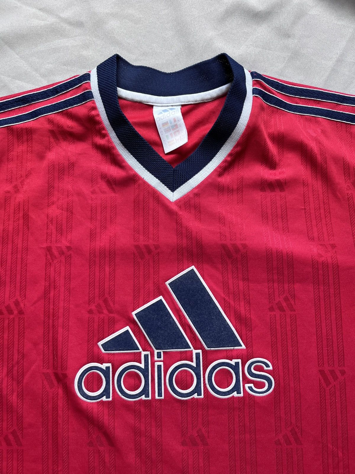 Adidas Adidas Block Core Vintage Soccer Football Jersey Tshirt Size US M / EU 48-50 / 2 - 2 Thumbnail